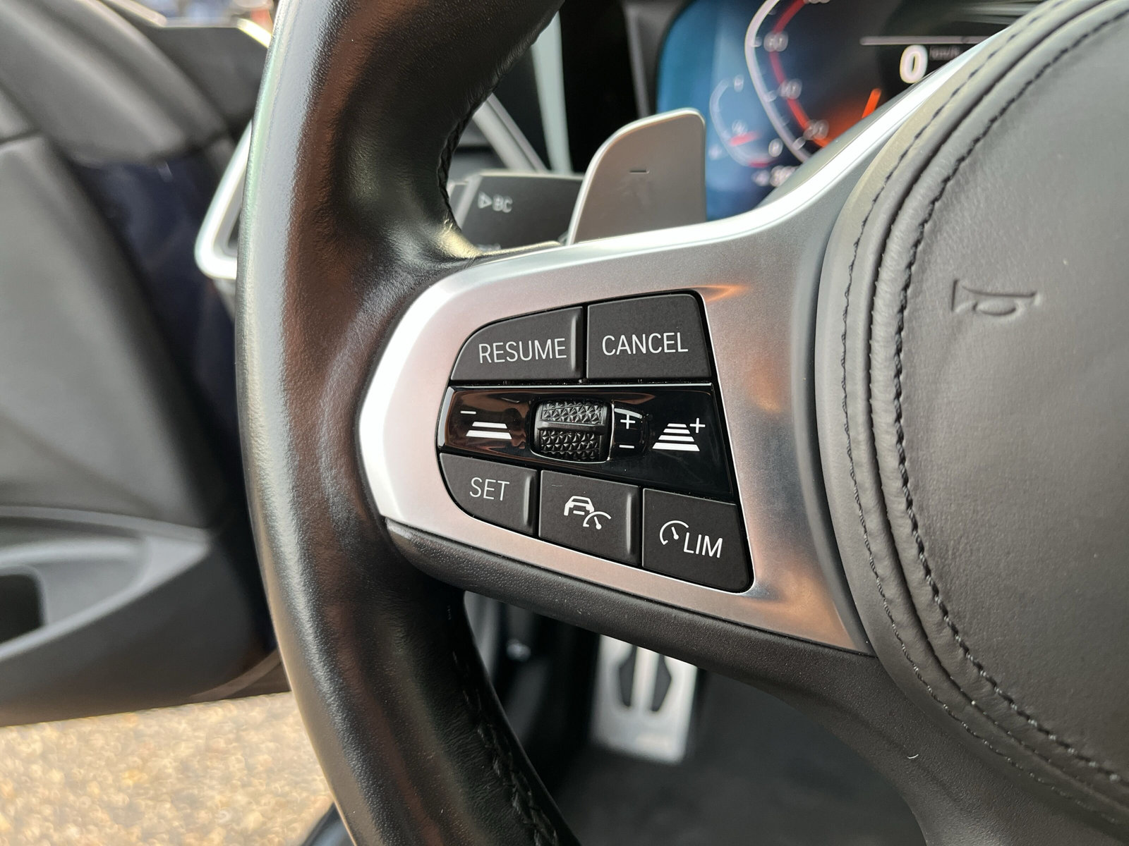 BMW 430i Cabriolet M Sport Steptronic-image-14