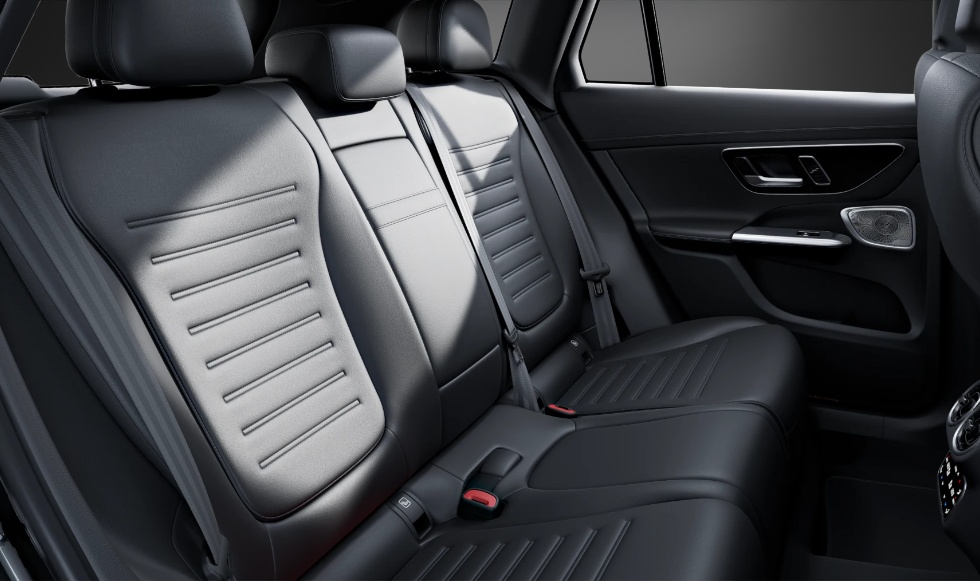MERCEDES-BENZ GLC 300 de 4Matic 9G-Tronic-image-9