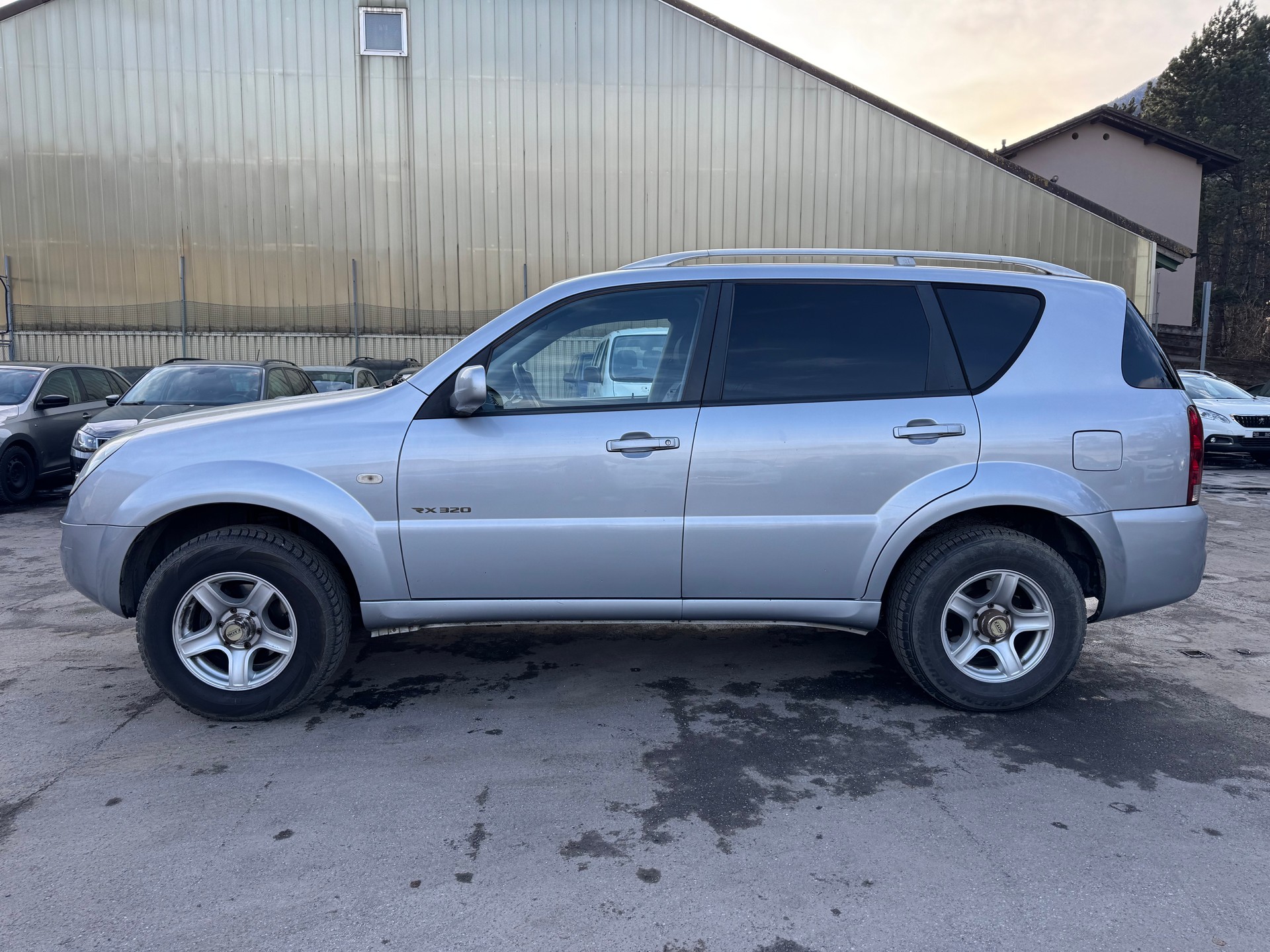 KGM-SsangYong Rexton RX 320-image-6