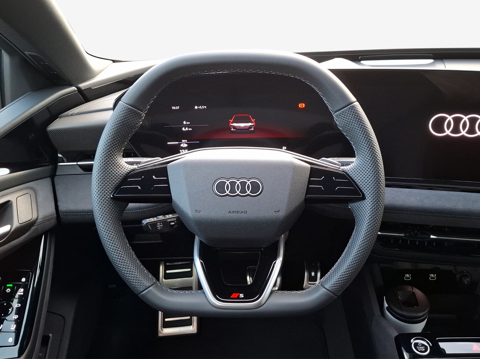 AUDI A6 Avant e-tron quattro-image-9