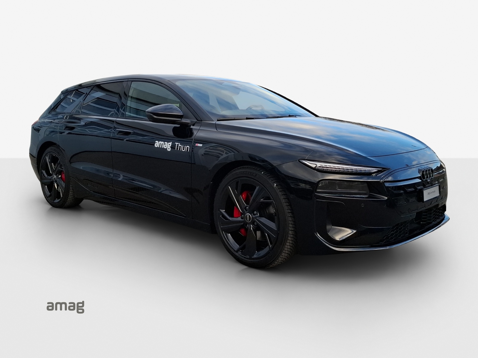 AUDI A6 Avant e-tron quattro-image-5