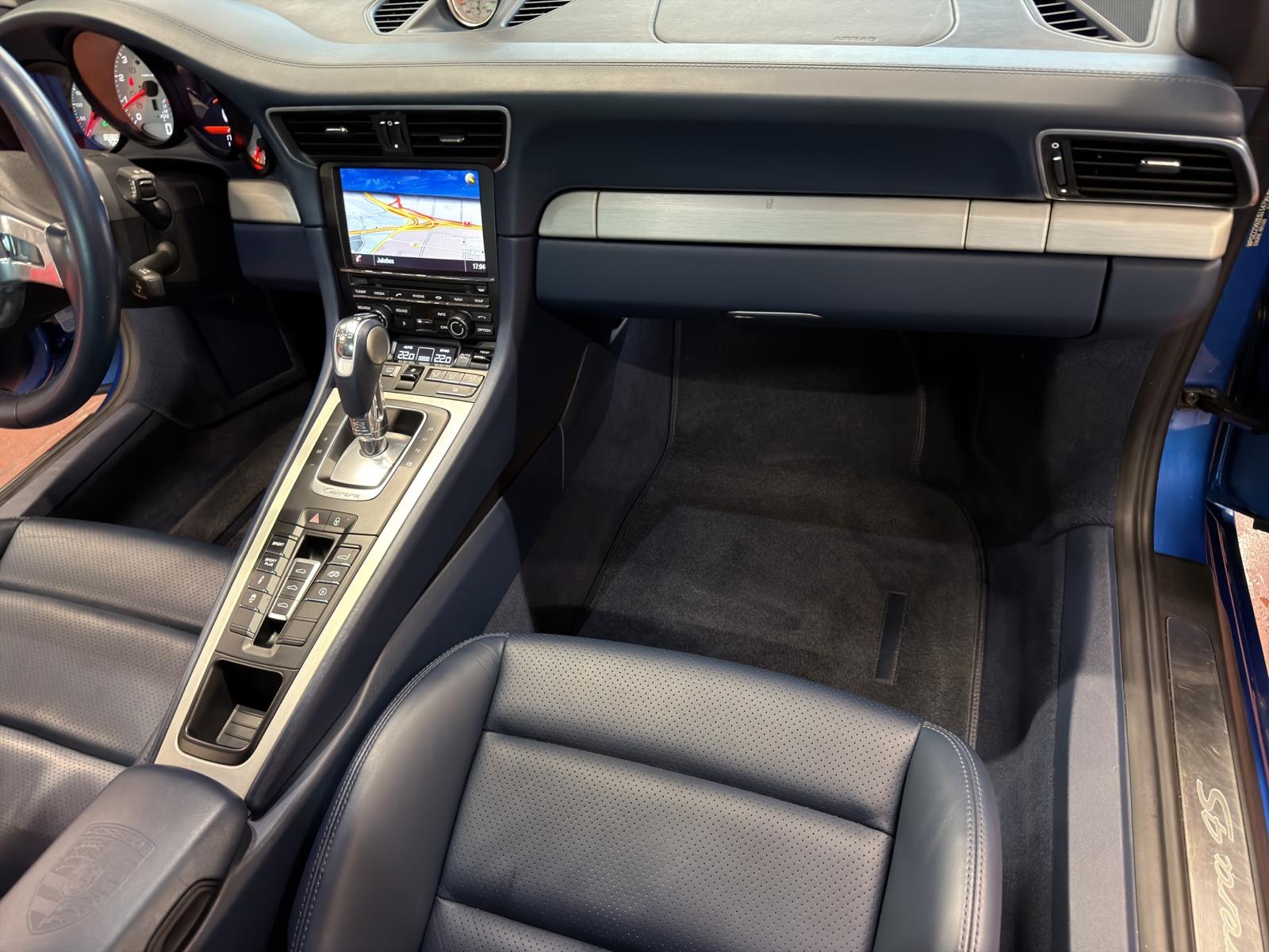 PORSCHE 911 Carrera 4S PDK-image-16