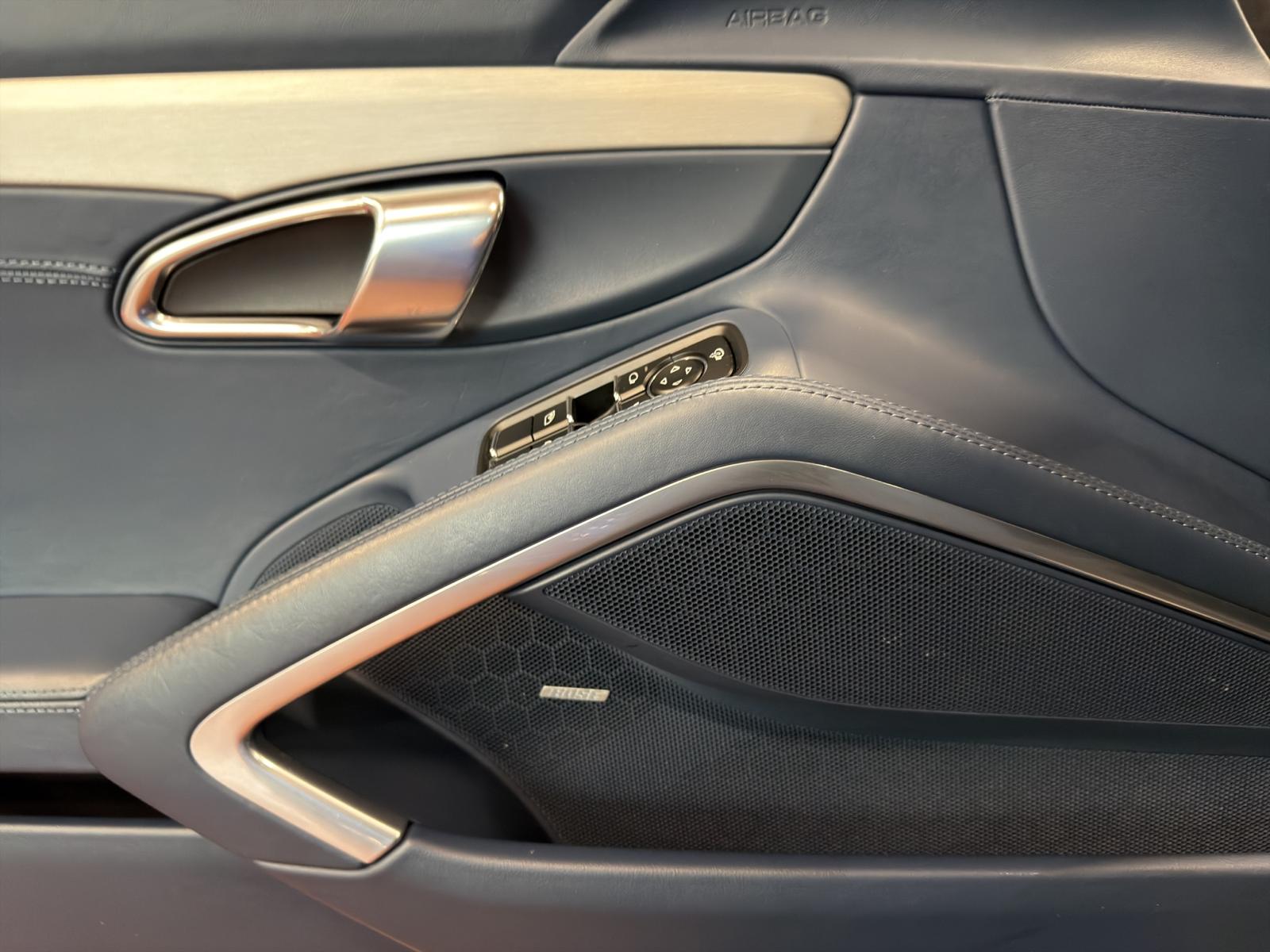 PORSCHE 911 Carrera 4S PDK-image-11