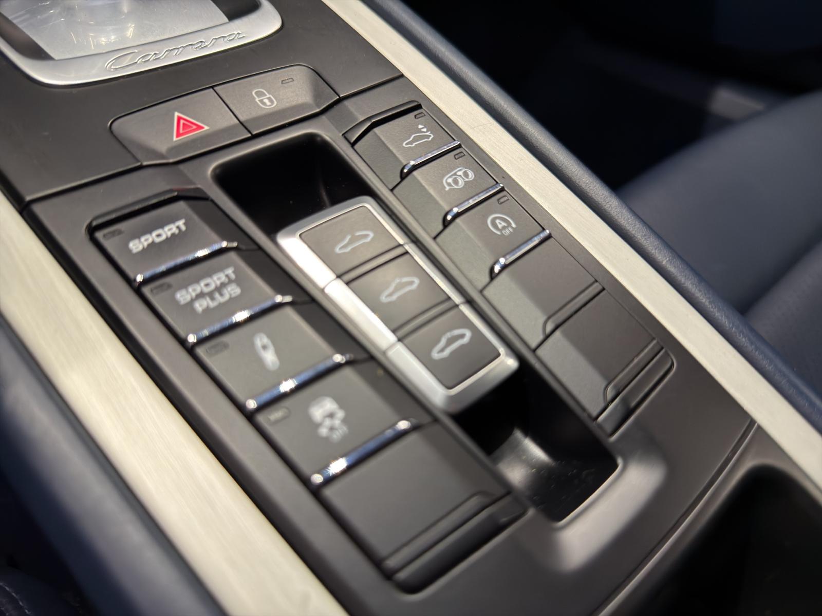 PORSCHE 911 Carrera 4S PDK-image-12
