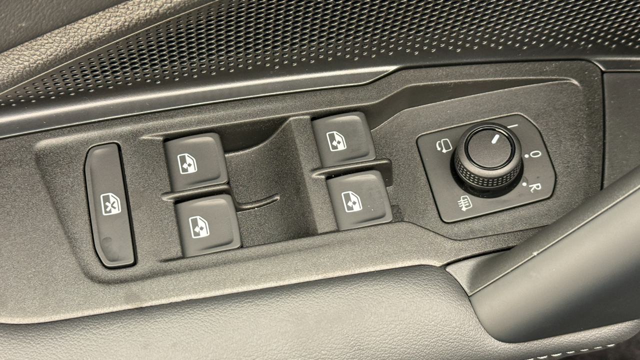 VW Tiguan 1.5 TSI evo2 eHybrid Life DSG-image-8