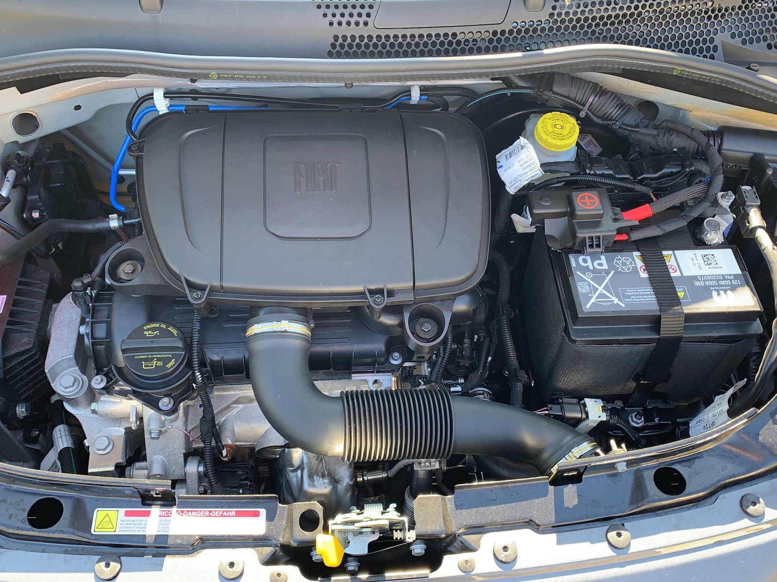 FIAT 500 1.0 Hybrid Dolcevita-image-8