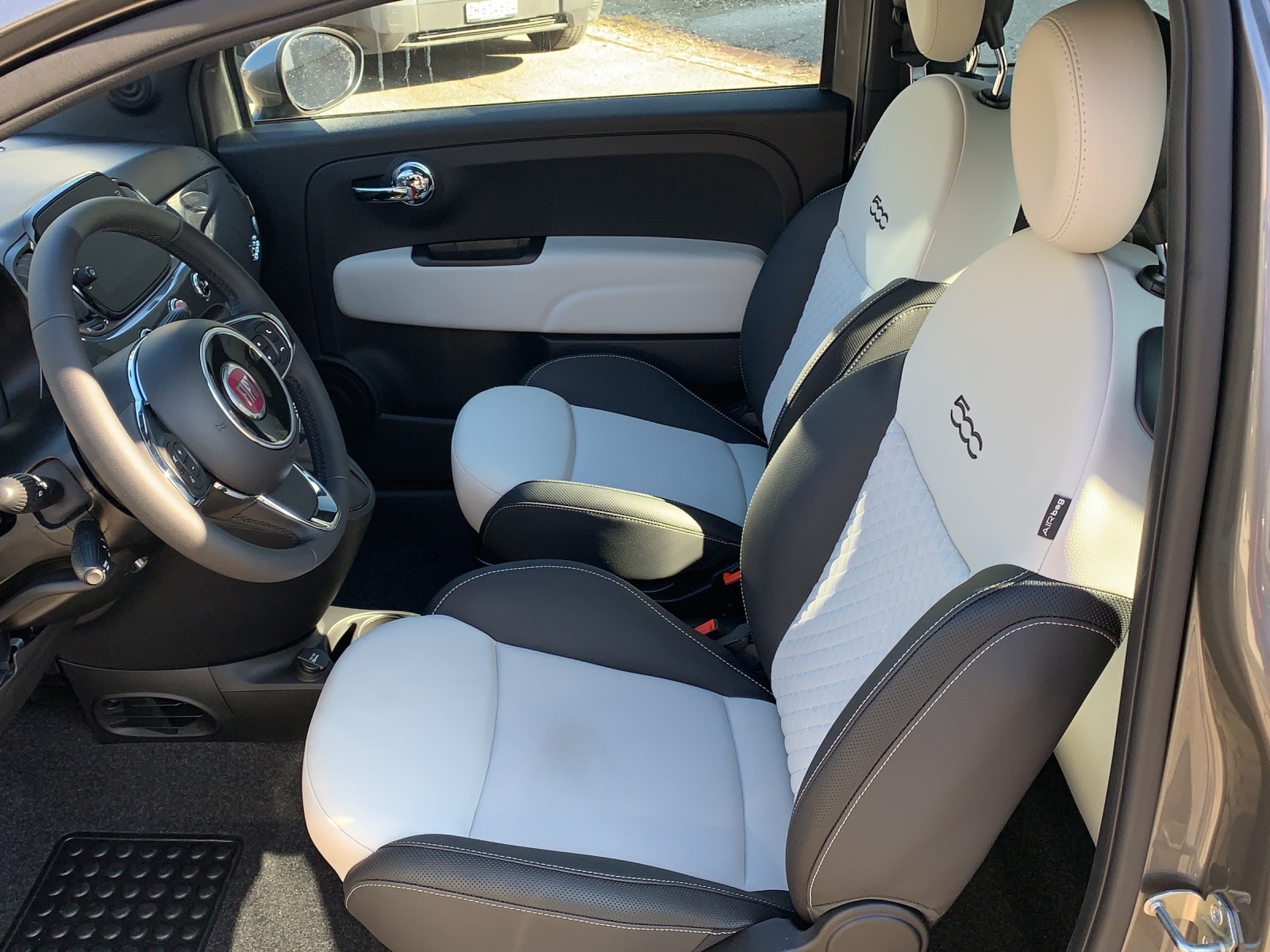 FIAT 500 1.0 Hybrid Dolcevita-image-4
