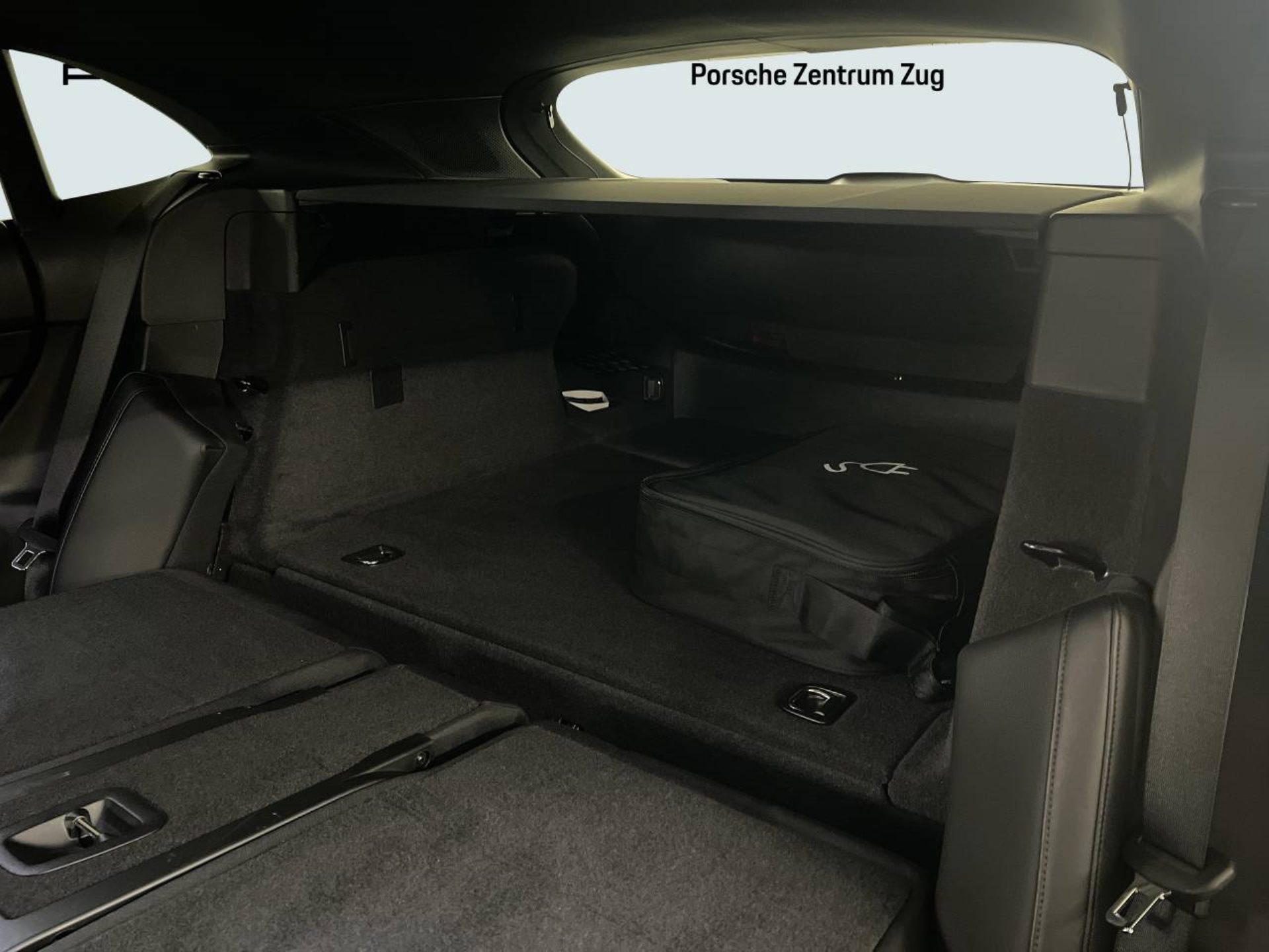 PORSCHE Taycan Sport Turismo-image-17