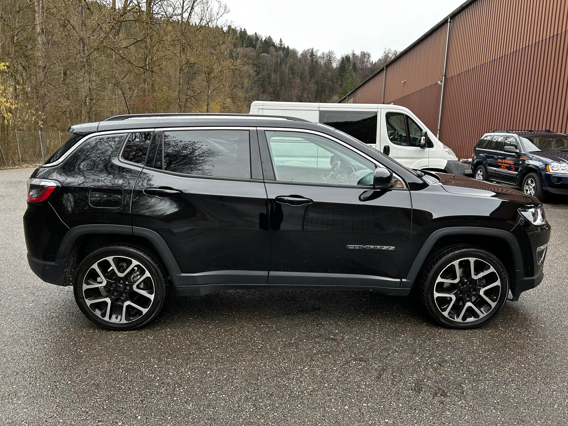 JEEP Compass 2.0CRD Limited AWD 9ATX-image-3