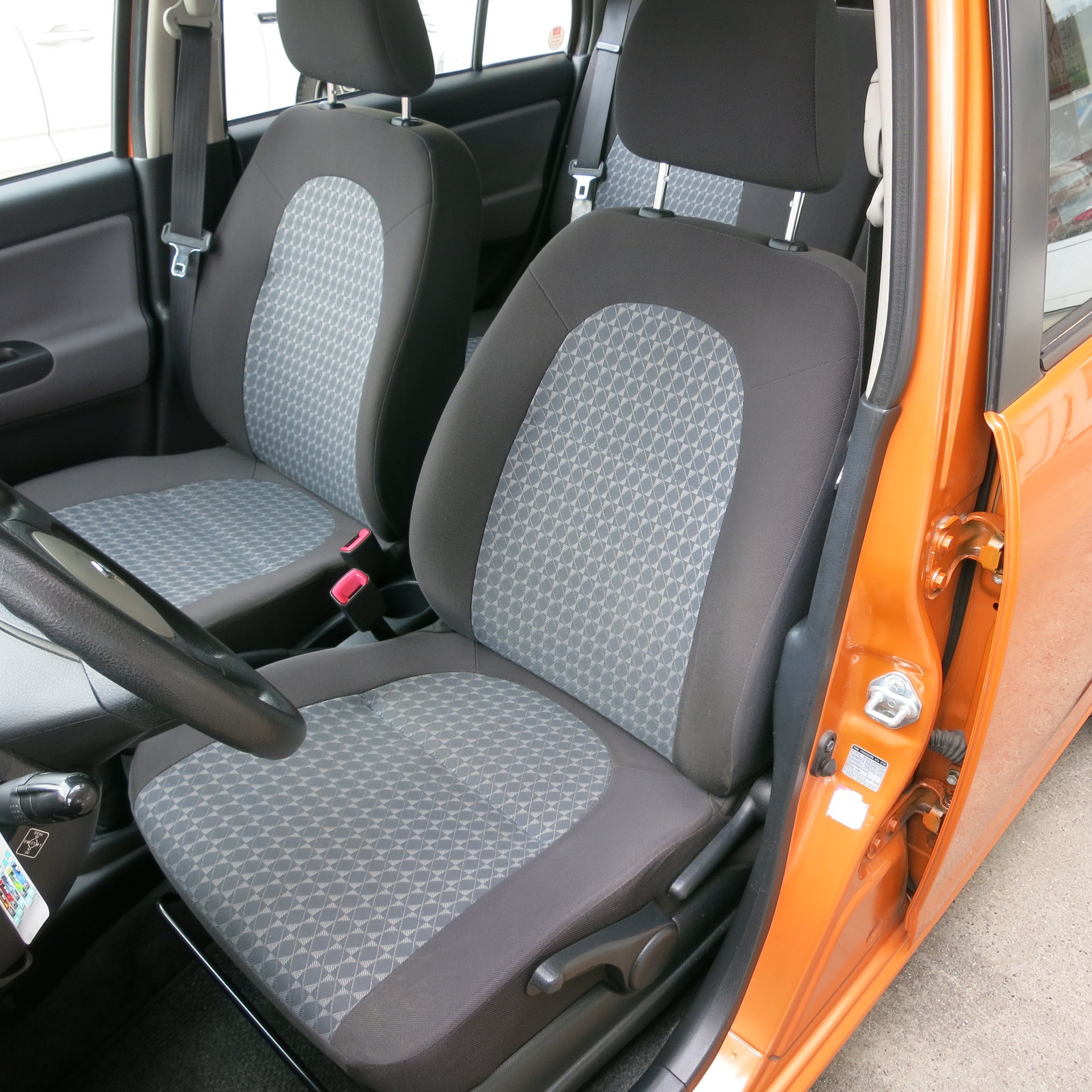 DAIHATSU Trevis 1.0-image-7