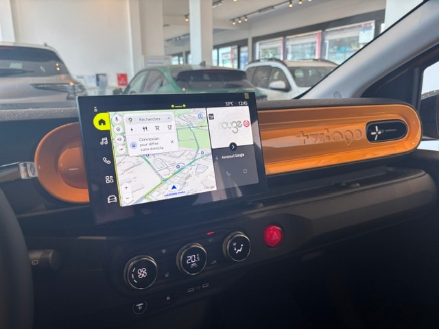 RENAULT Twingo E-Tech EVOLUTION 80PS 27KW/H-image-9