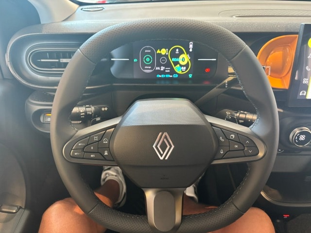 RENAULT Twingo E-Tech EVOLUTION 80PS 27KW/H-image-8