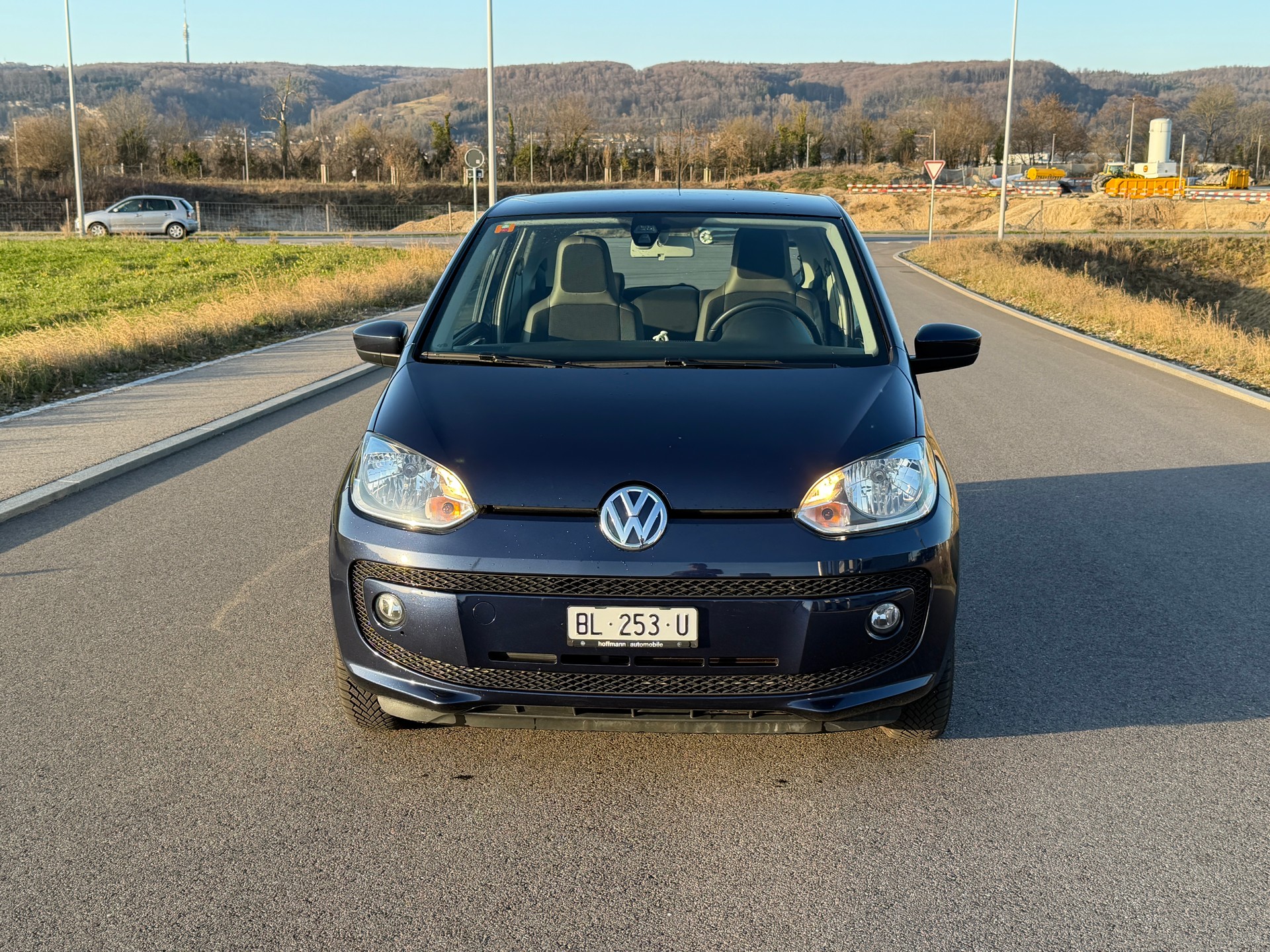 VW Up 1.0 black up ASG-image-2