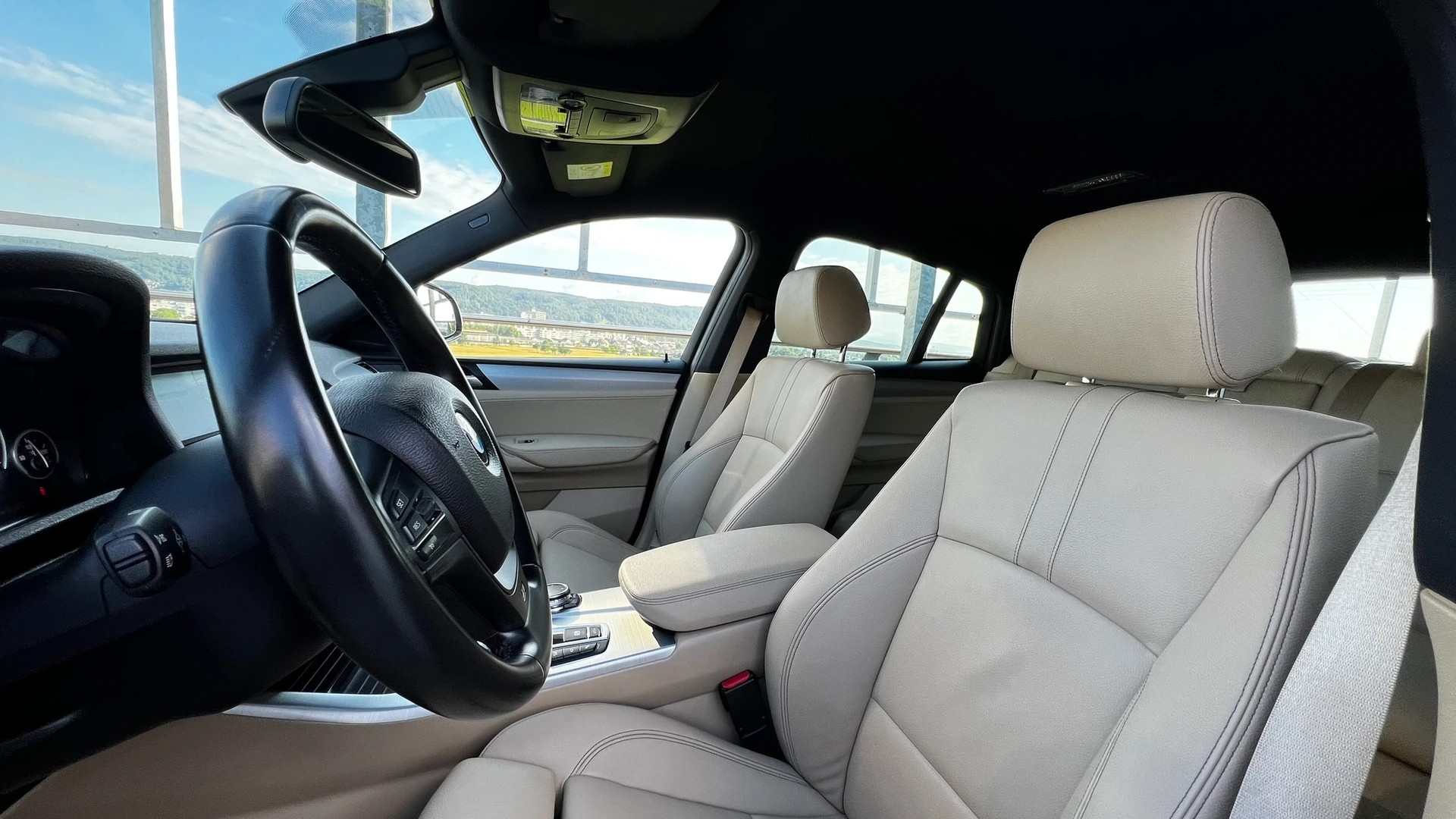 BMW X4 xDRIVE 30d STEPTRONIC M SPORT l 258 PS-image-19