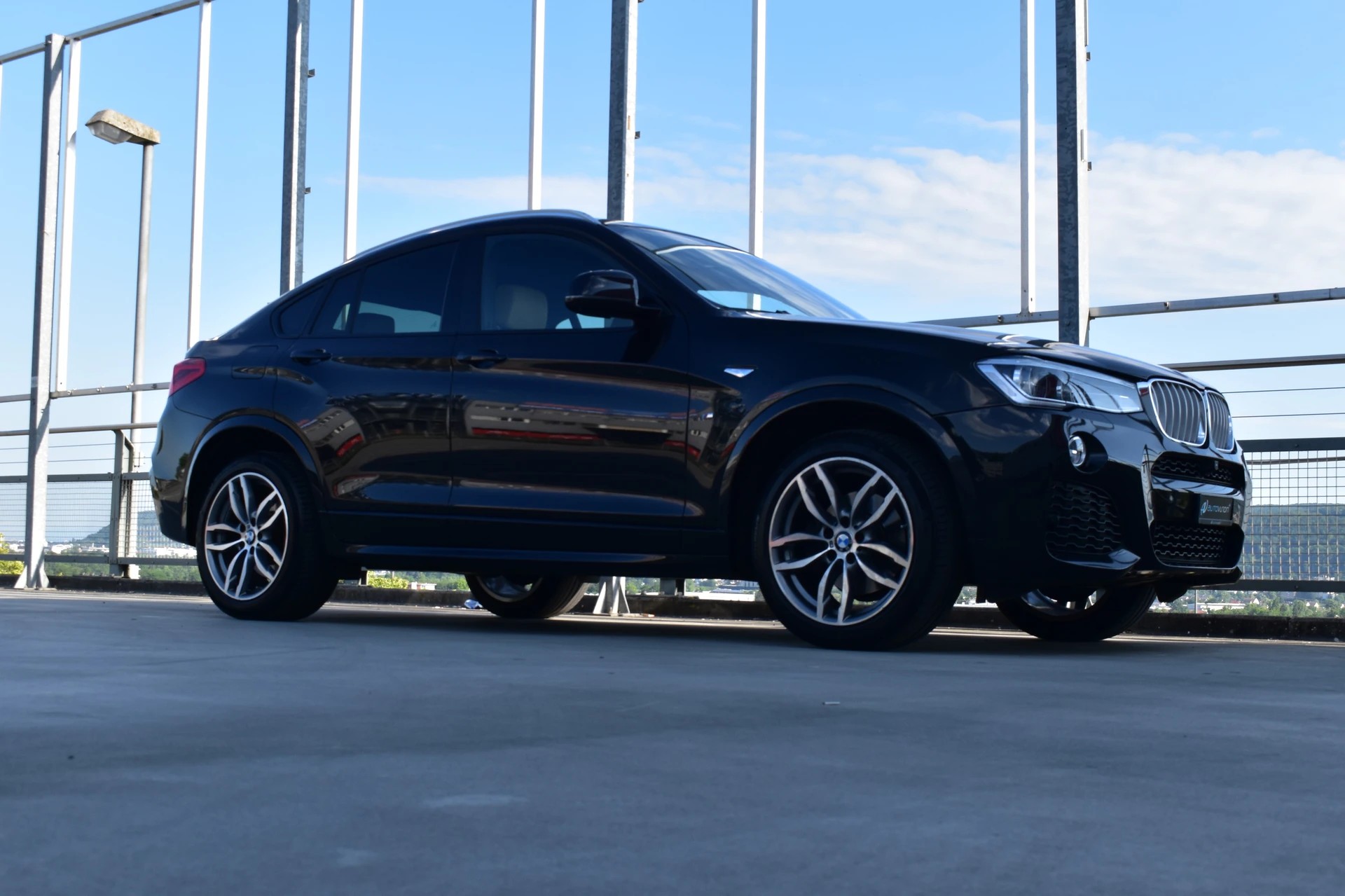 BMW X4 xDRIVE 30d STEPTRONIC M SPORT l 258 PS-image-6