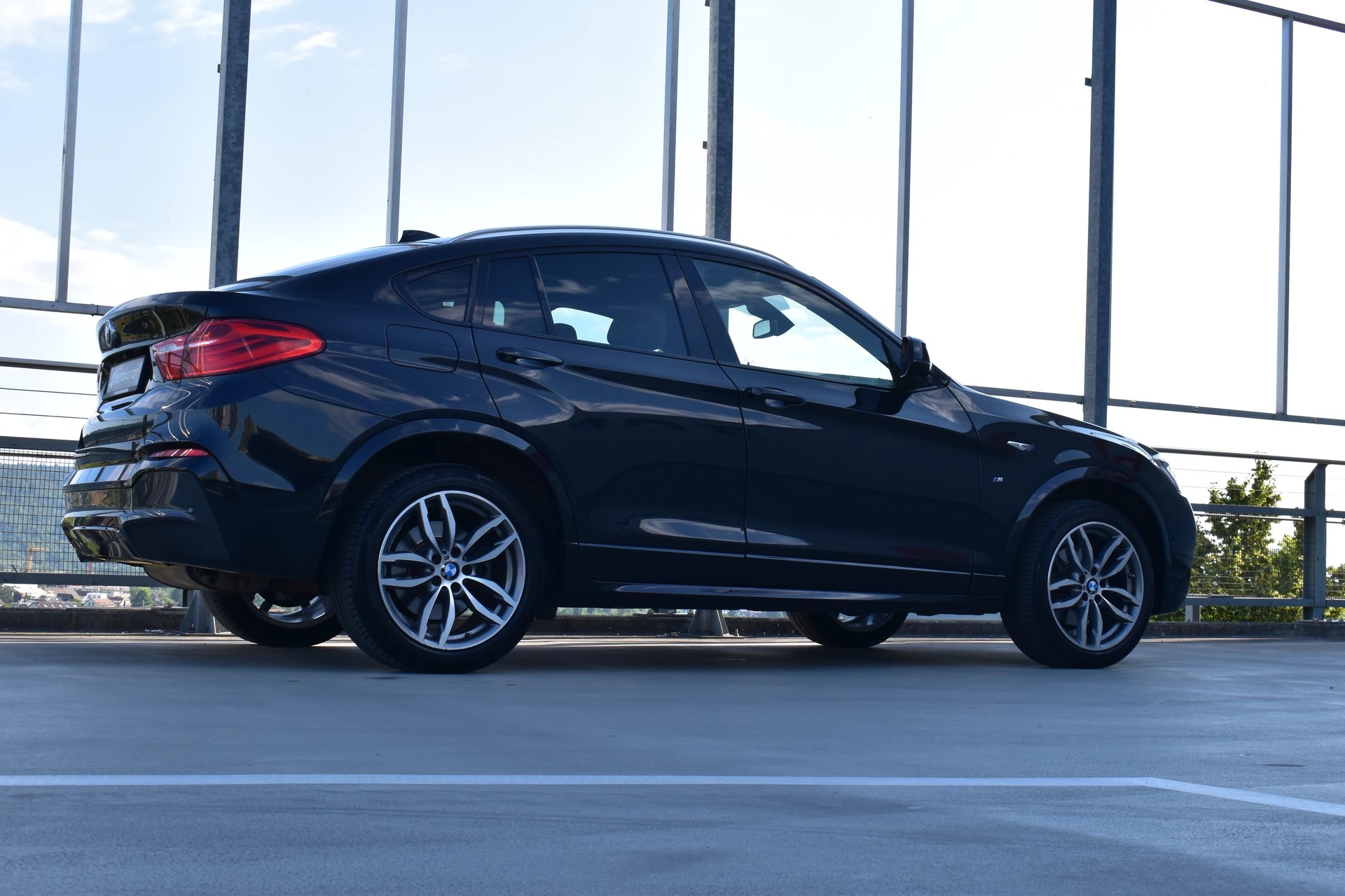 BMW X4 xDRIVE 30d STEPTRONIC M SPORT l 258 PS-image-5
