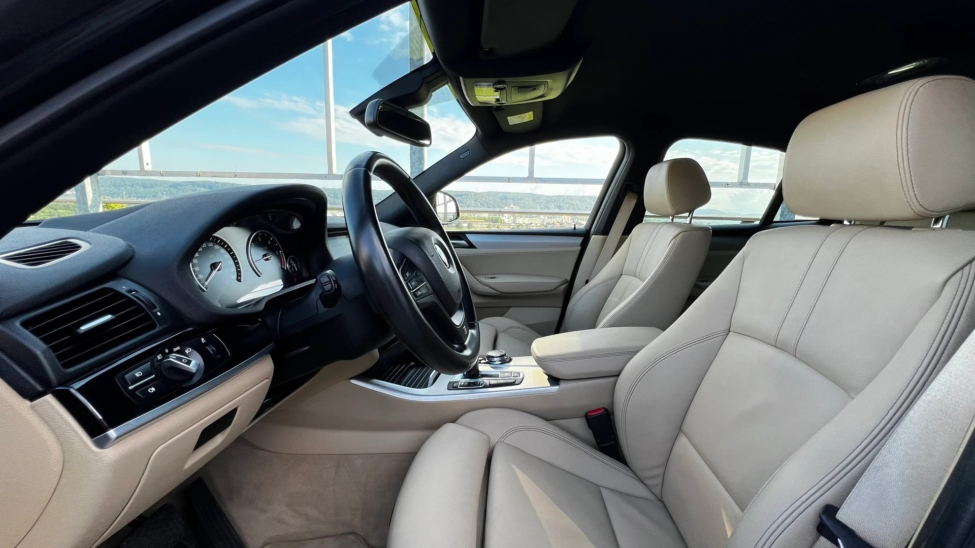 BMW X4 xDRIVE 30d STEPTRONIC M SPORT l 258 PS-image-17