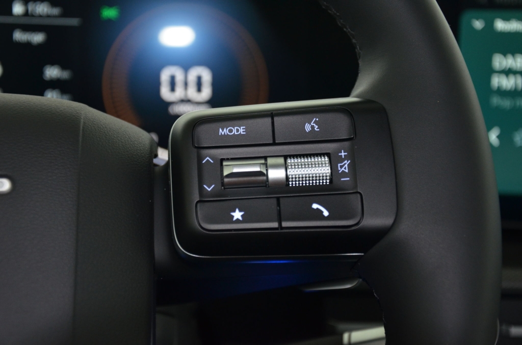HYUNDAI New Santa Fe 1.6 Plug-in Hybrid 4WD Swiss-image-19