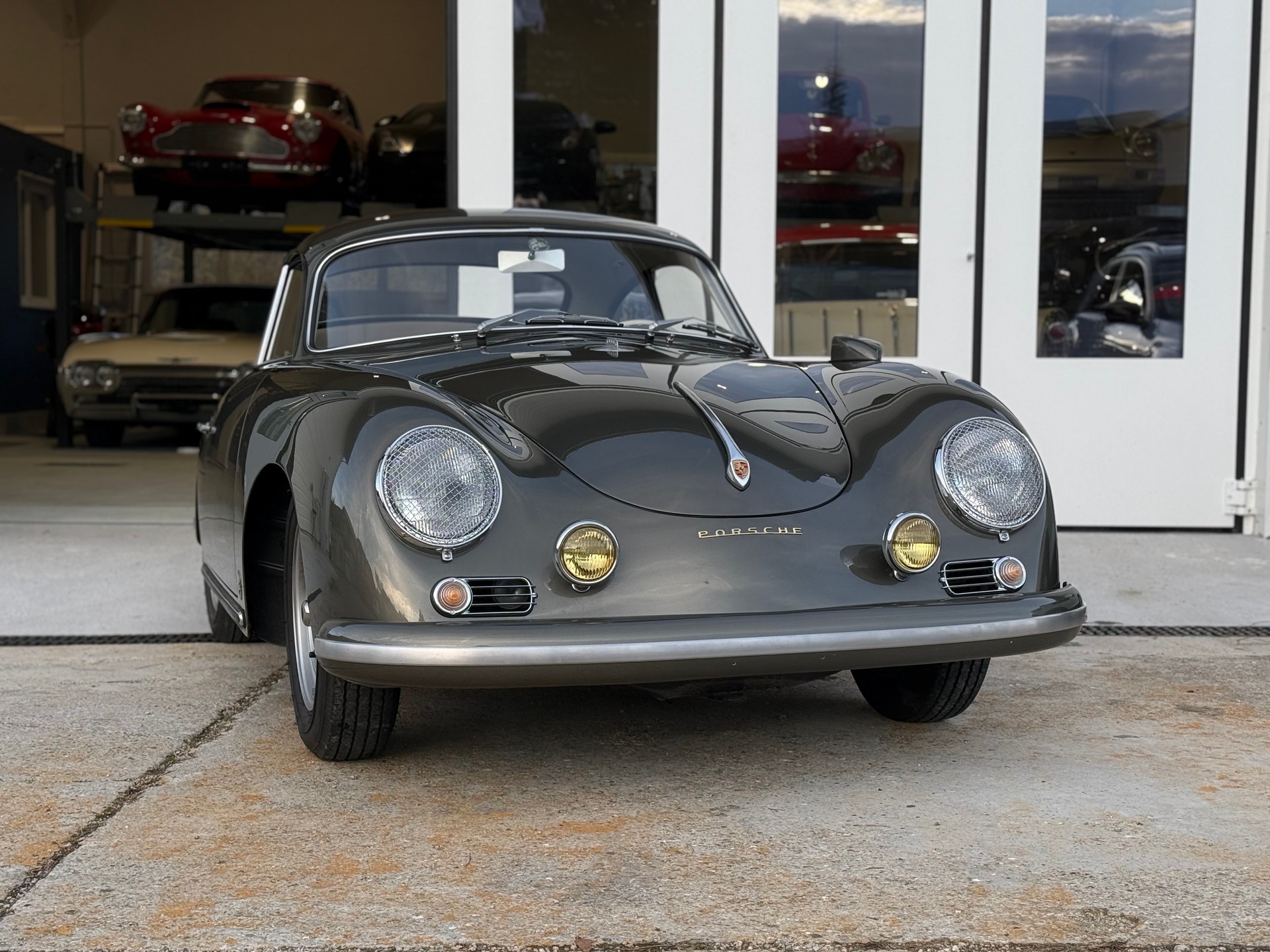 PORSCHE GT-image-5