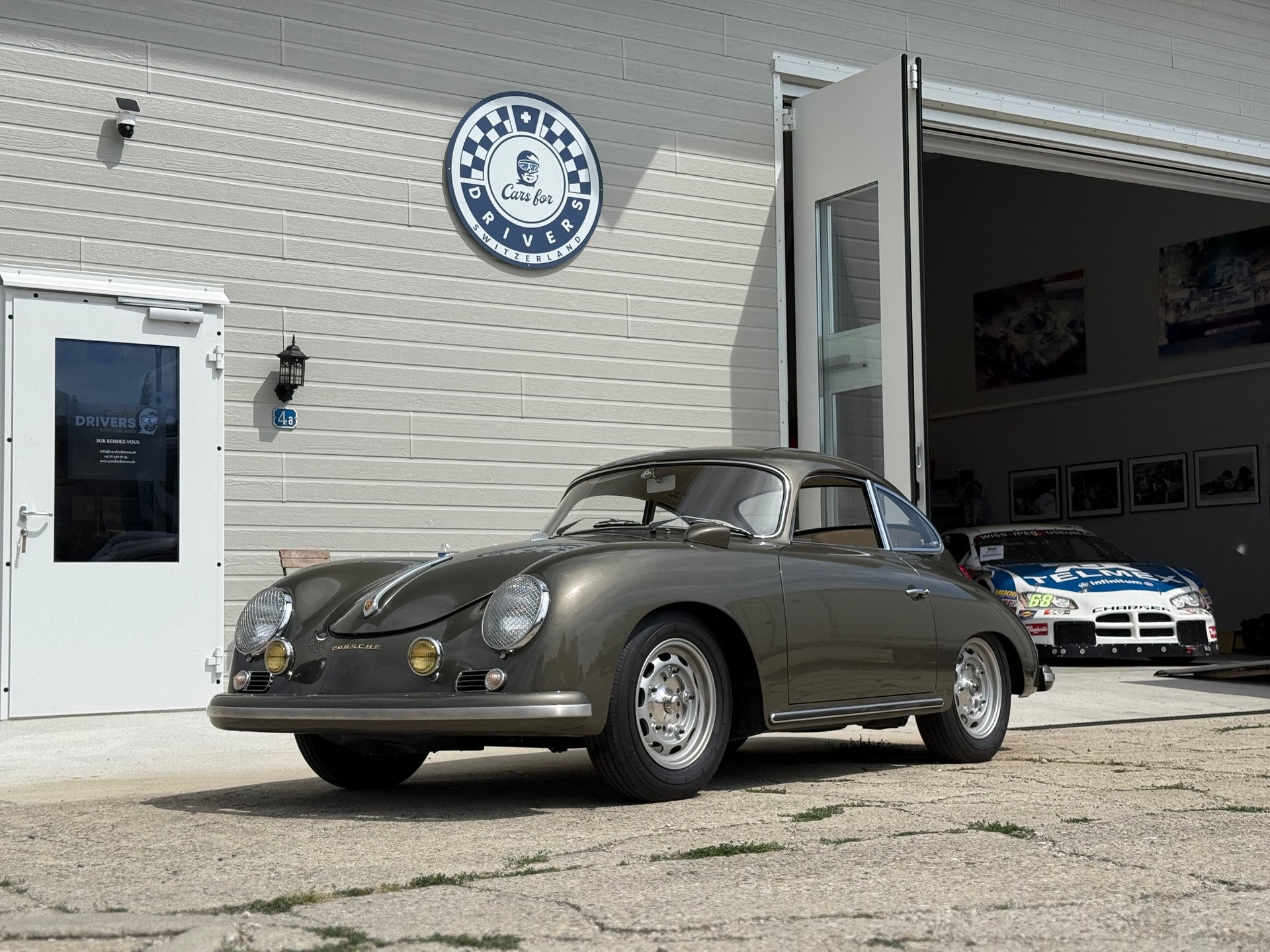 PORSCHE 356-image-0