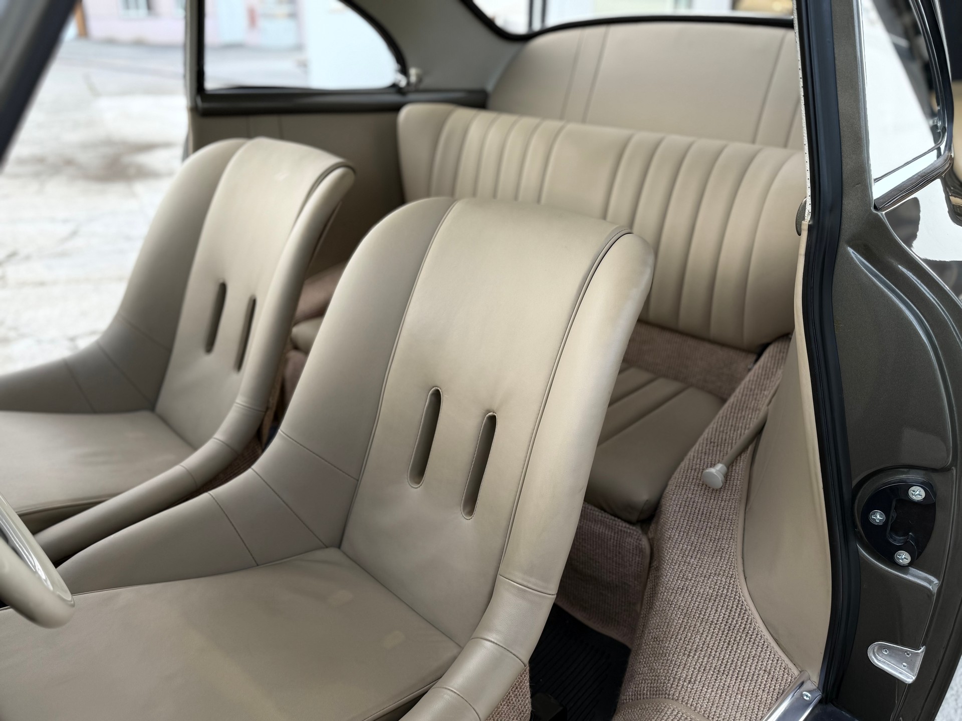 PORSCHE 356-image-14