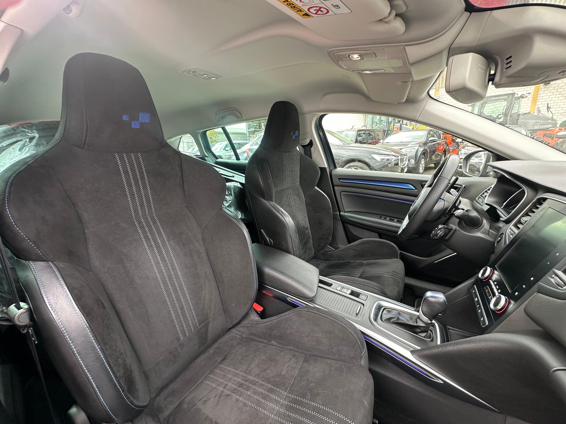 RENAULT Mégane Grandtour 1.6 16V Turbo GT EDC-image-9