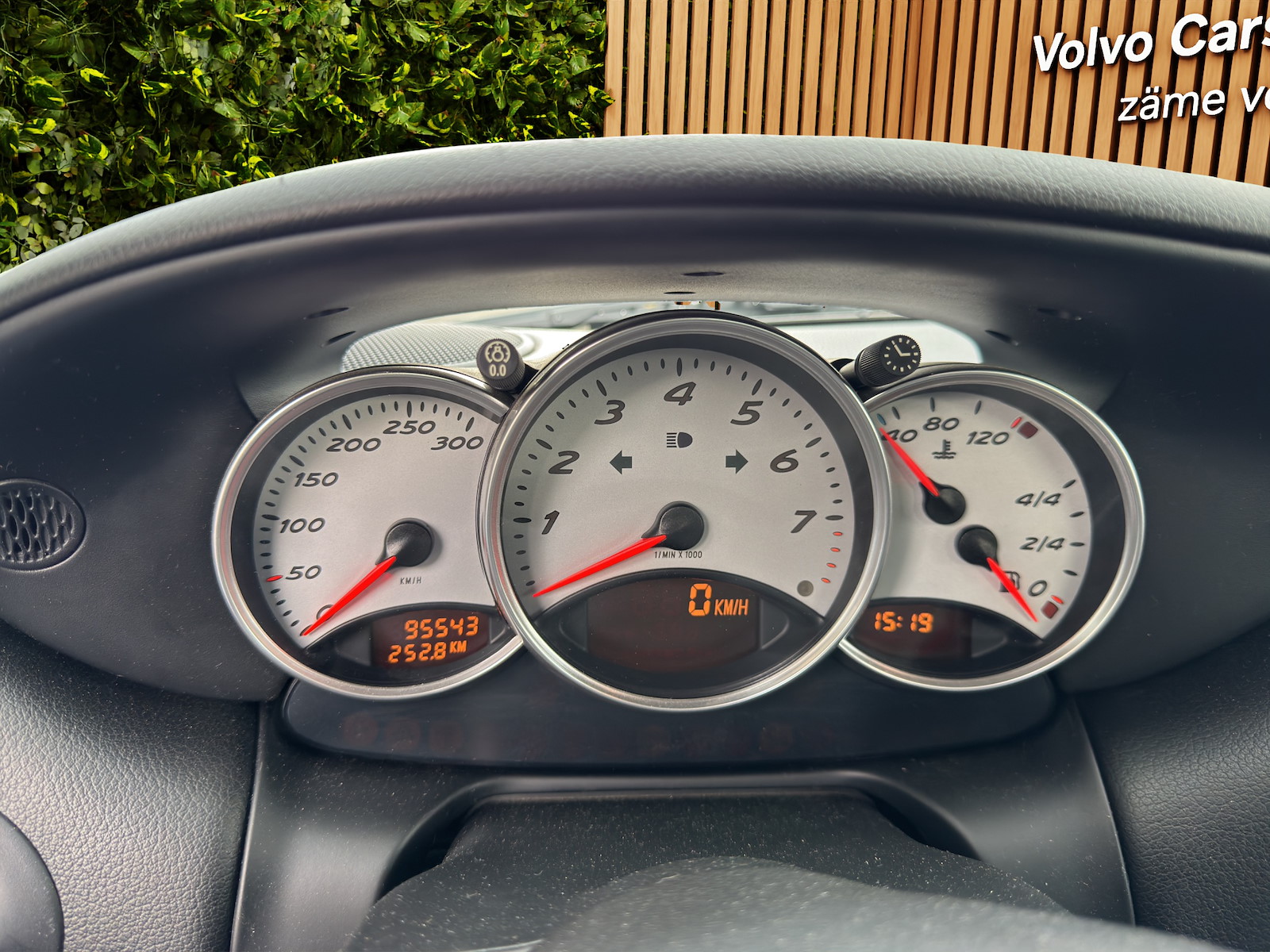 PORSCHE Boxster 3.2 S-image-12