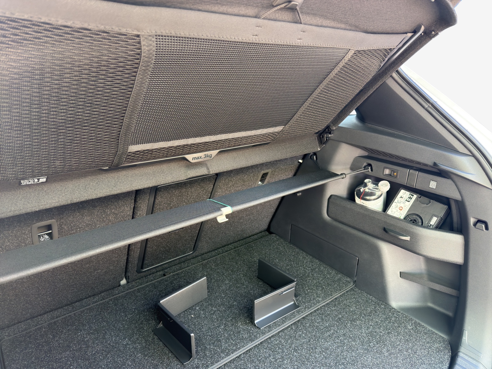 SKODA Elroq 85x Sportline 4x4-image-14