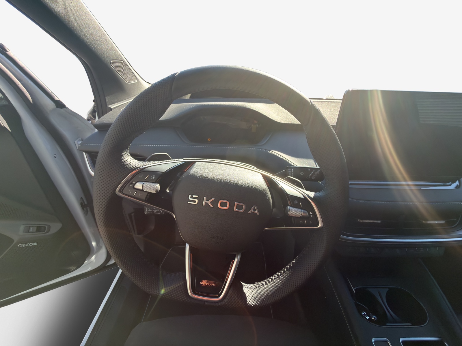SKODA Elroq 85x Sportline 4x4-image-9