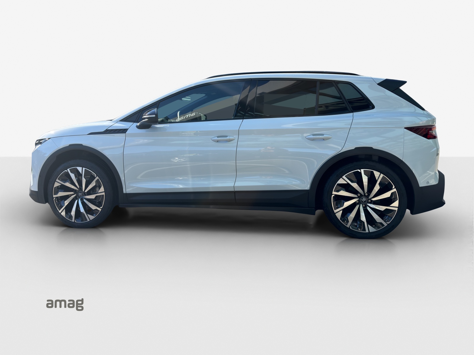 SKODA Elroq 85x Sportline 4x4-image-1