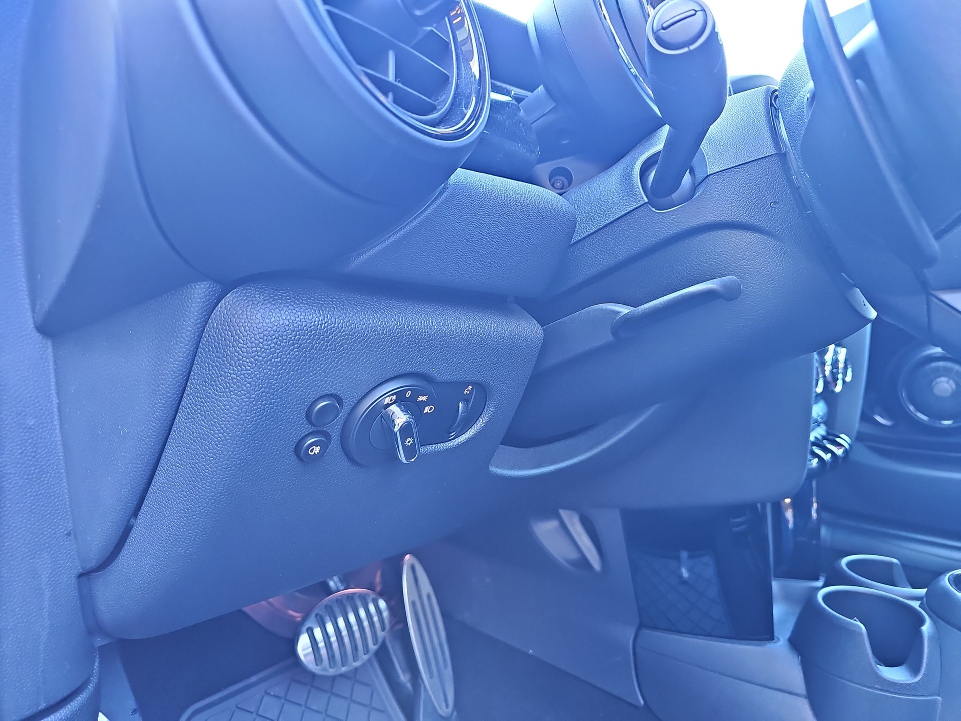 MINI Cooper John Cooper Works Steptronic-image-19