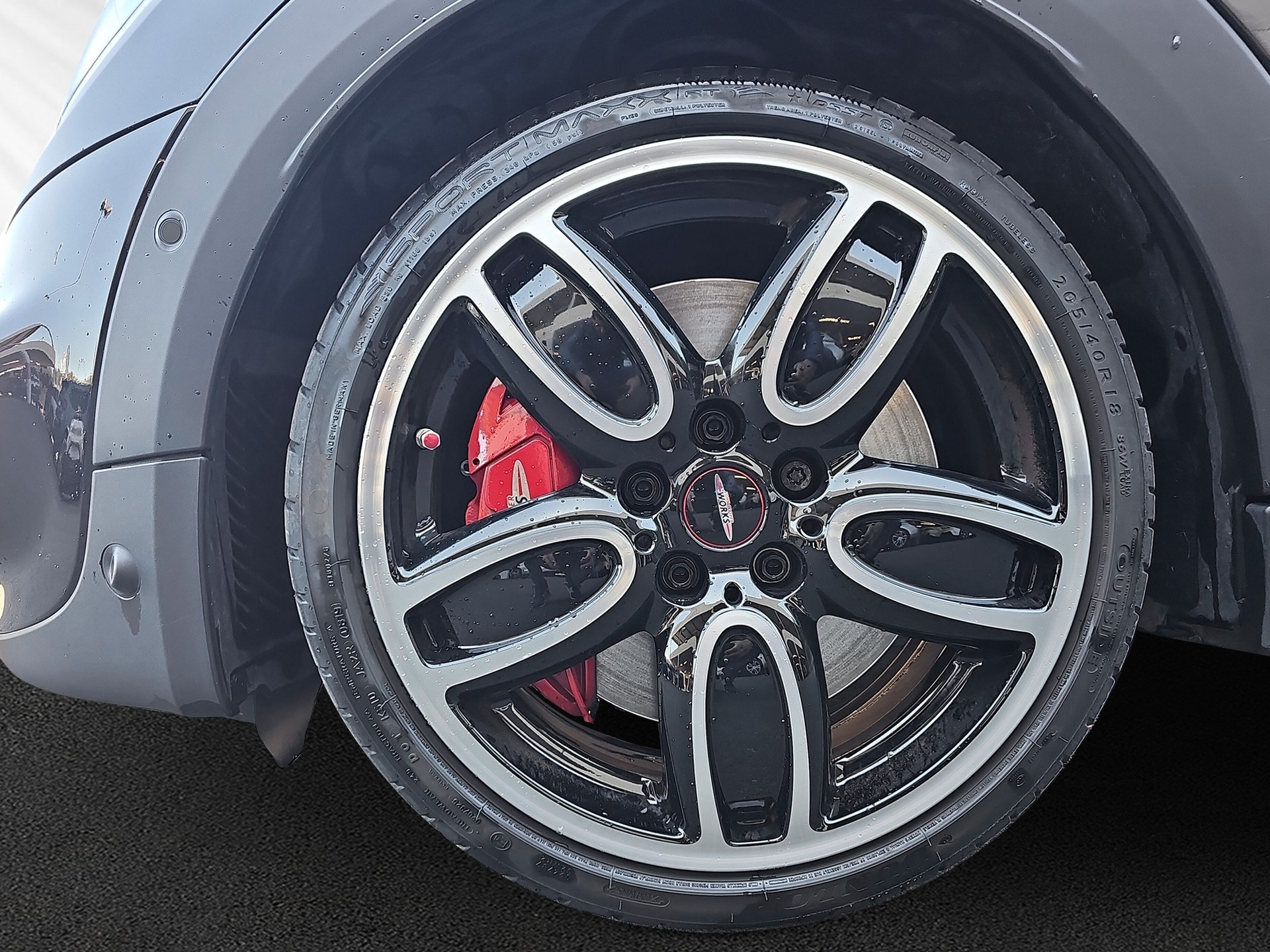 MINI Cooper John Cooper Works Steptronic-image-8