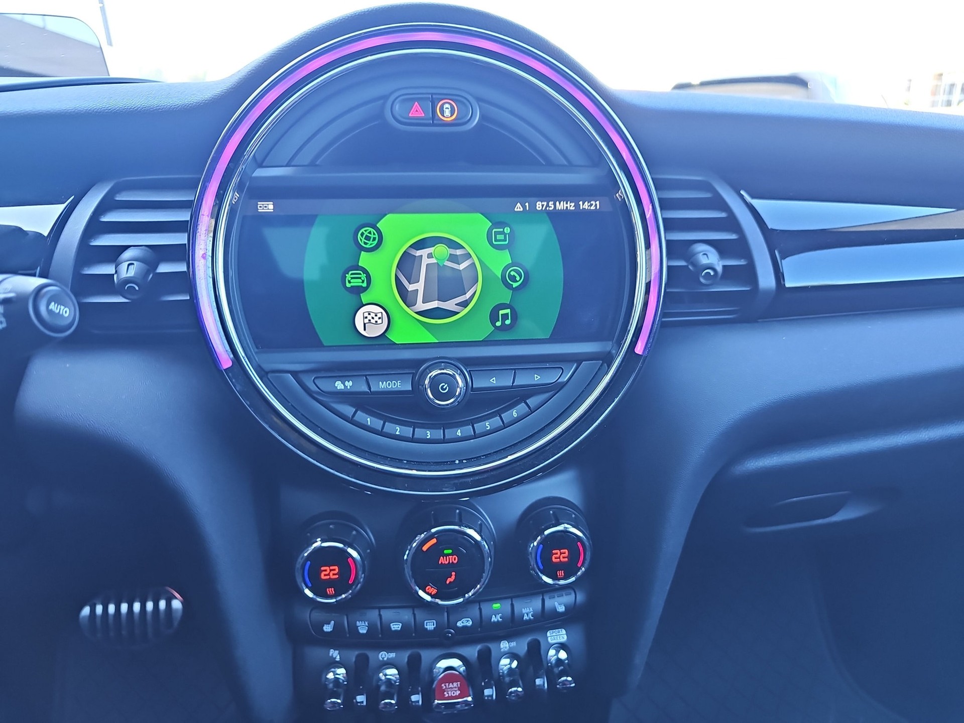 MINI Cooper John Cooper Works Steptronic-image-10