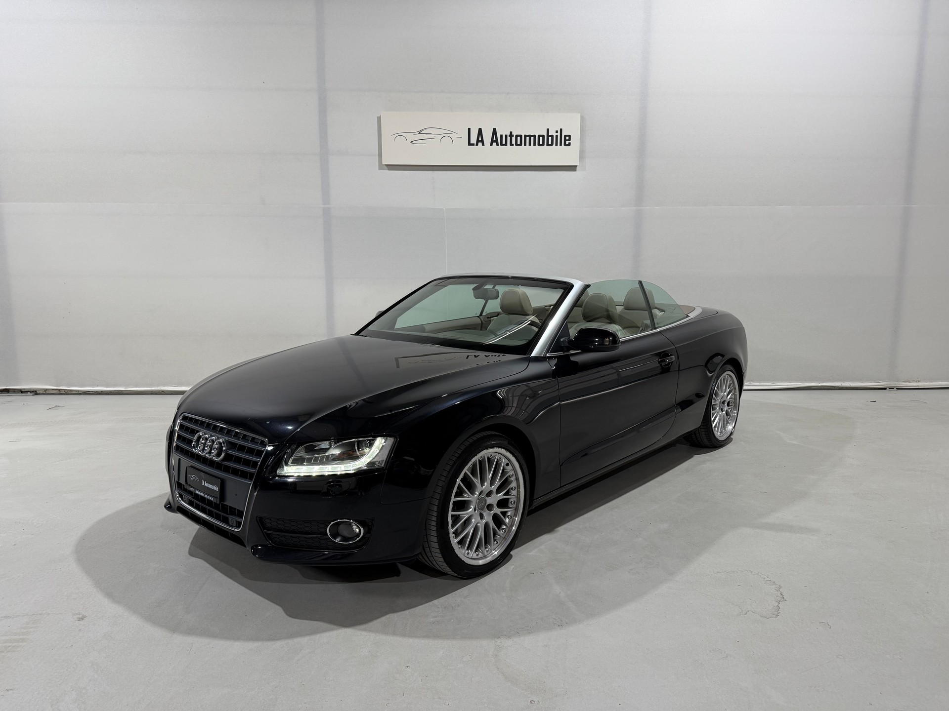 AUDI A5 Cabriolet 2.0 TFSI-image-2