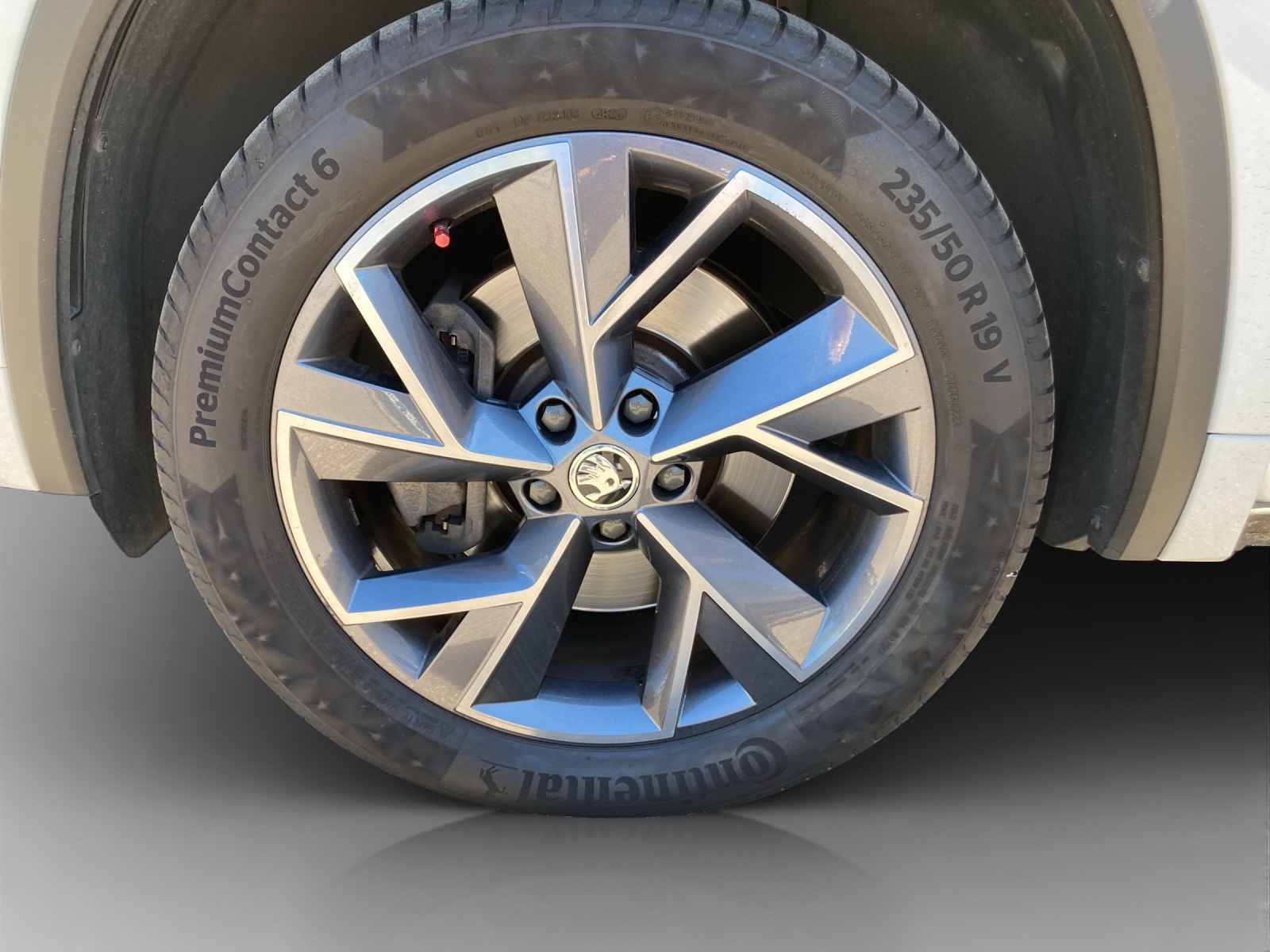 SKODA Kodiaq 2.0 TSI 4x4 SportLine-image-15