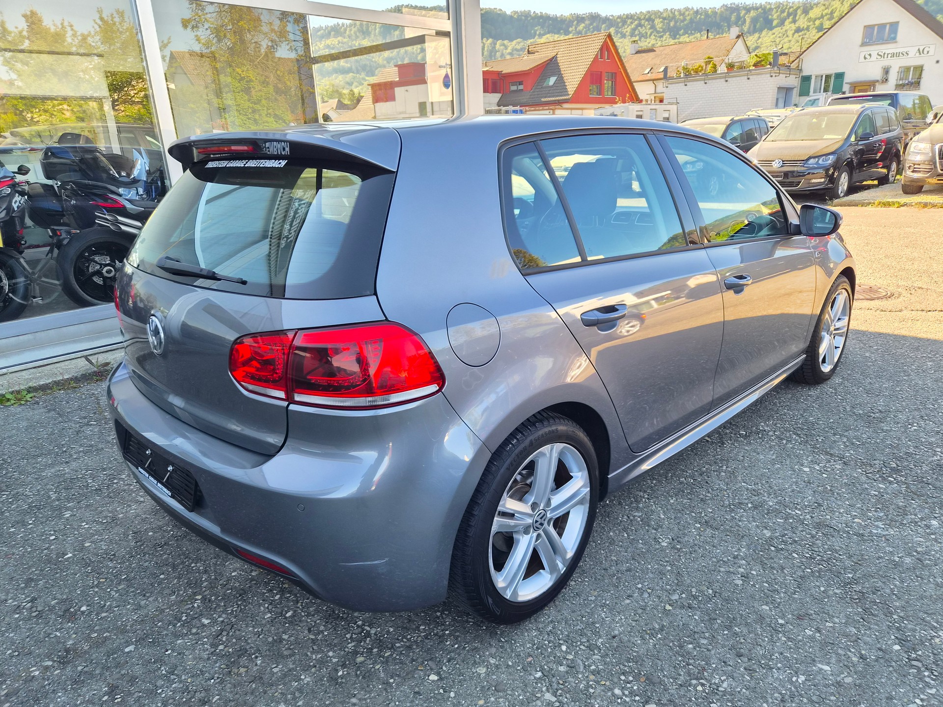 VW Golf 1.4 TSI Team DSG R-Line-image-5