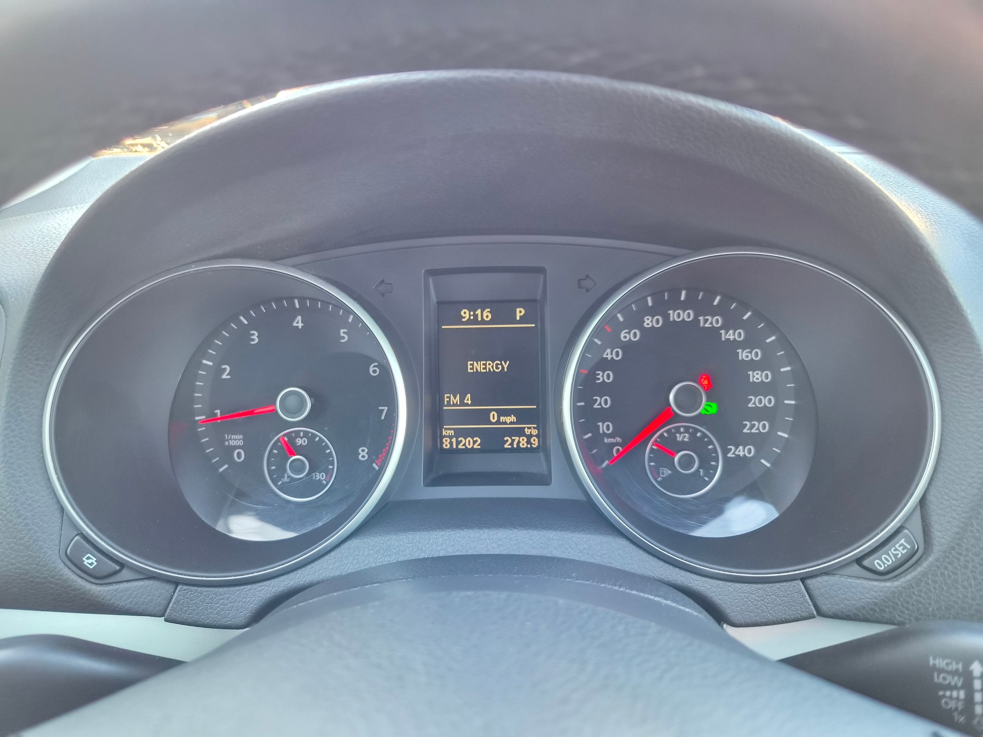 VW Golf 1.4 TSI Team DSG R-Line-image-14