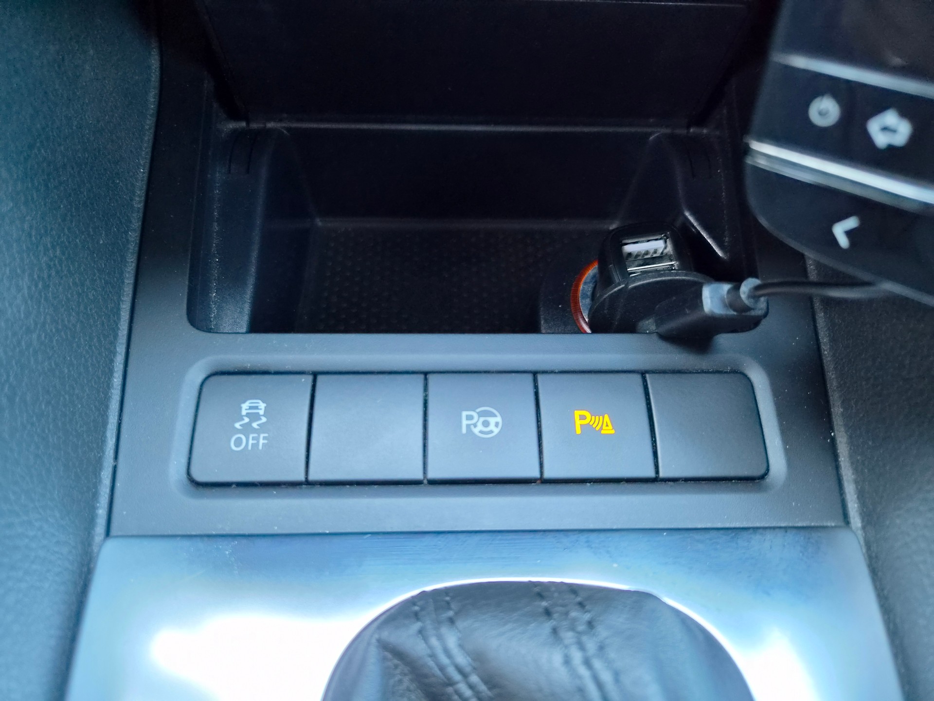 VW Golf 1.4 TSI Team DSG R-Line-image-19