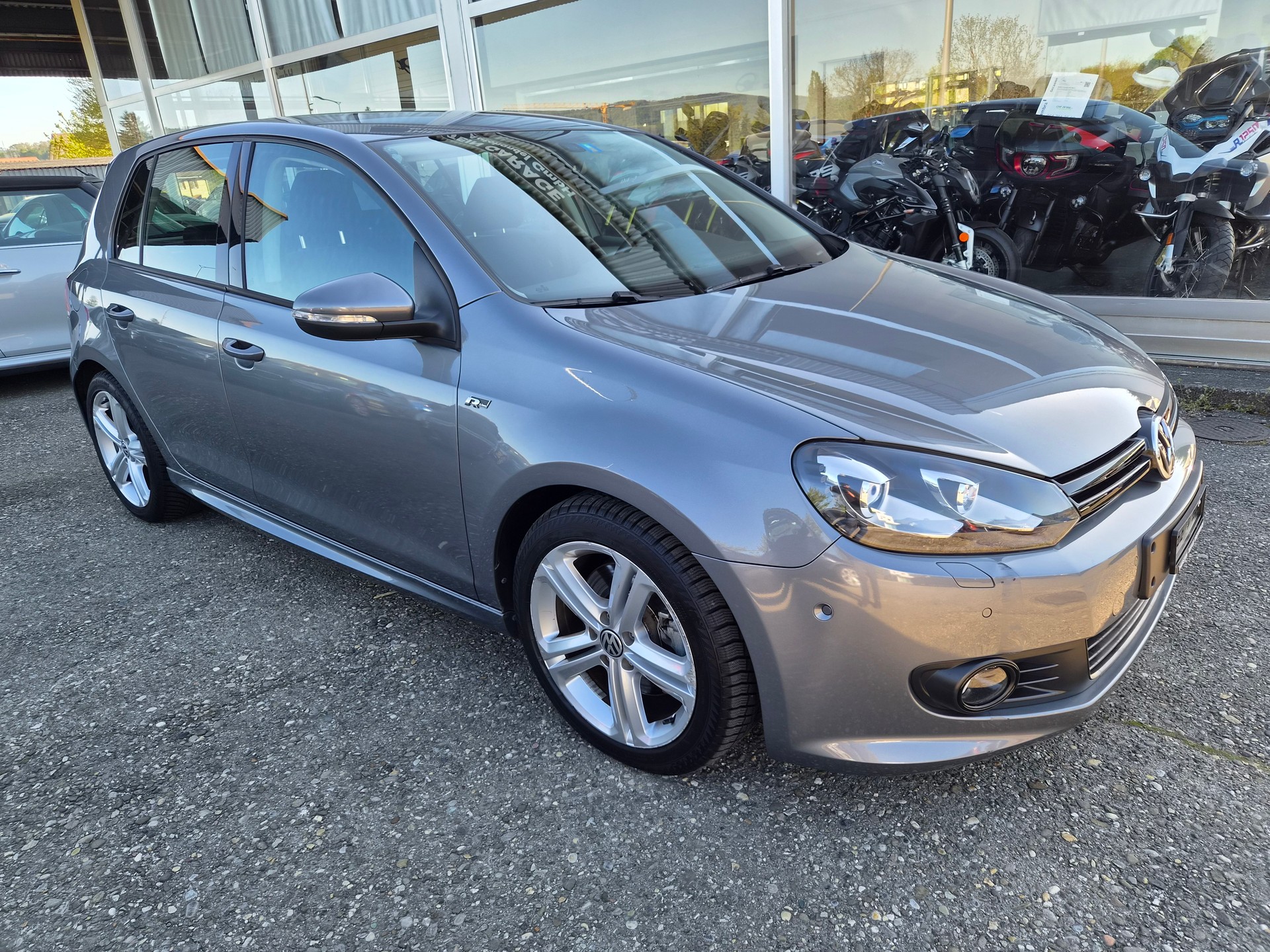 VW Golf 1.4 TSI Team DSG R-Line-image-0