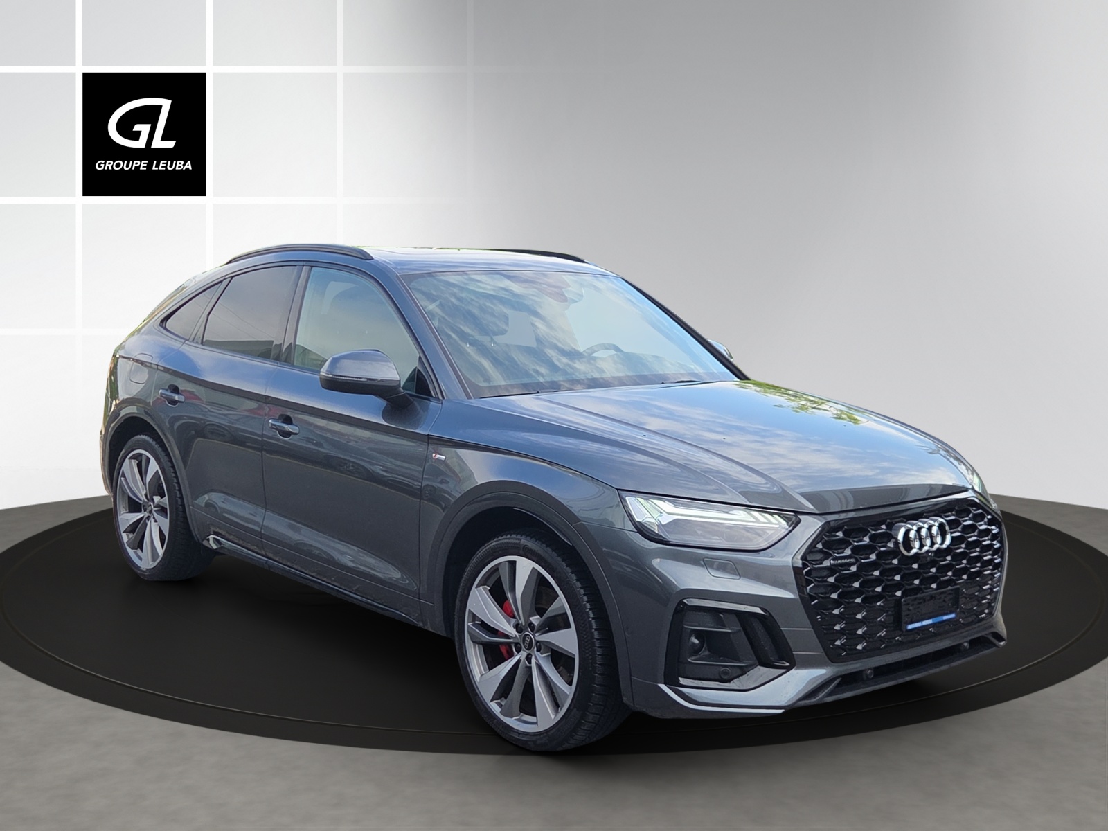 AUDI Q5 Sportback 55 TFSI e PHEV S line quattro S-tronic-image-0