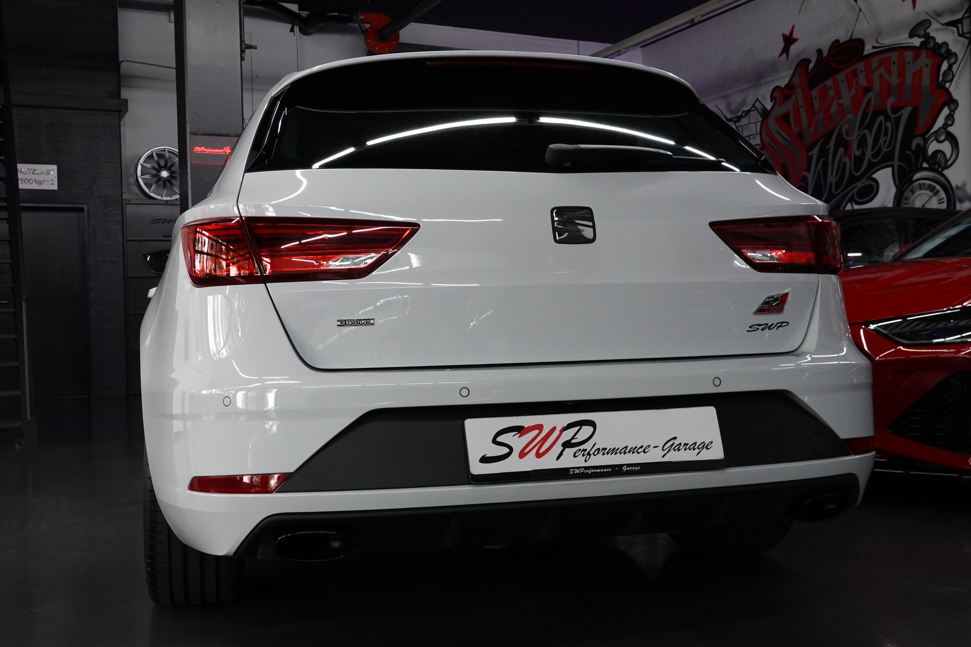 SEAT LEON ST 2.0 TSI CUPRA 300 4 DRIVE DSG TOP CH-FZ-image-13