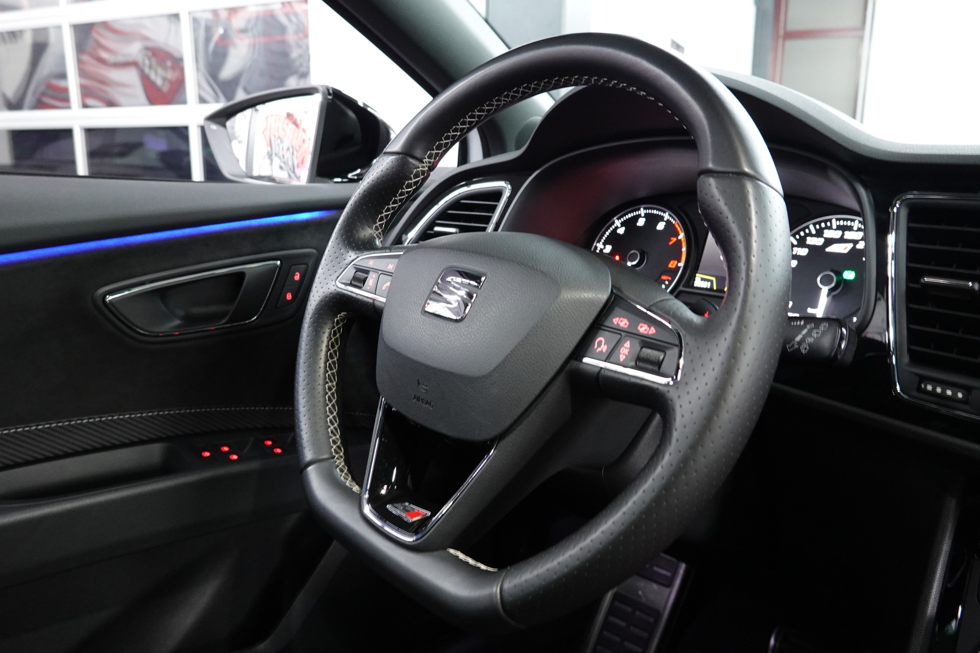 SEAT LEON ST 2.0 TSI CUPRA 300 4 DRIVE DSG TOP CH-FZ-image-41