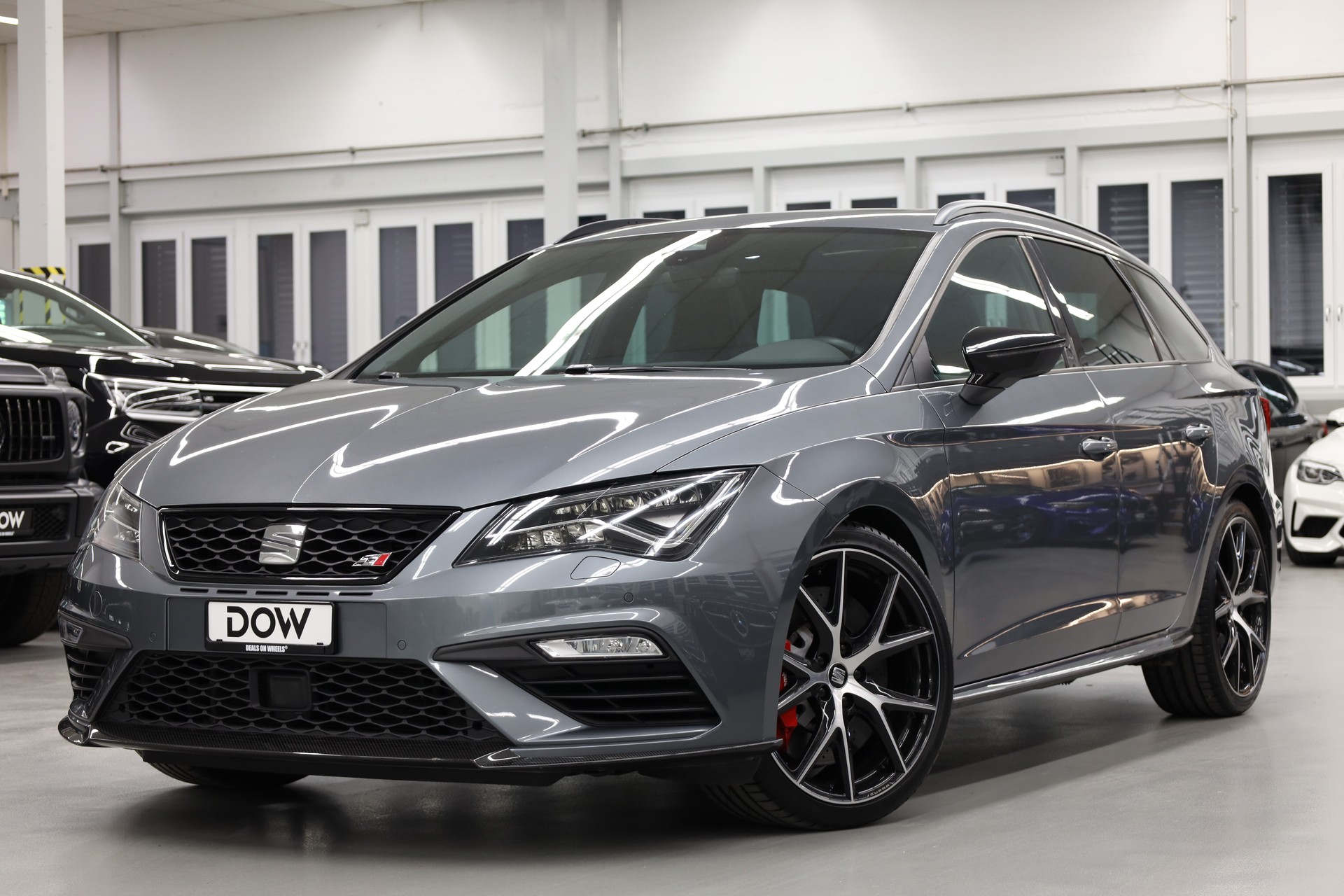 SEAT Leon ST 2.0 TSI 370 Cupra 4Drive DSG