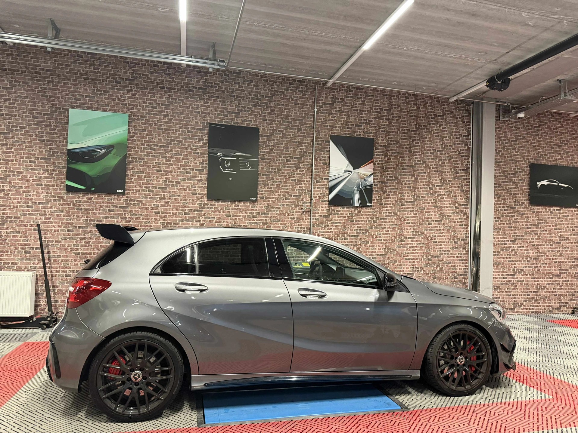 MERCEDES-BENZ A 45 AMG 4Matic Speedshift 7G-DCT-image-4