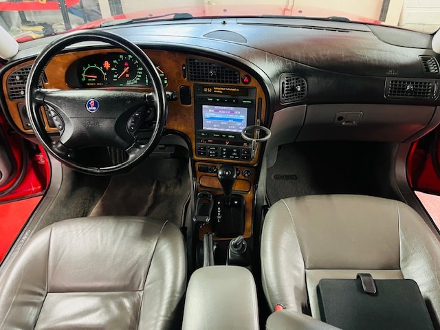SAAB 9-5 2.3T Arc-image-10