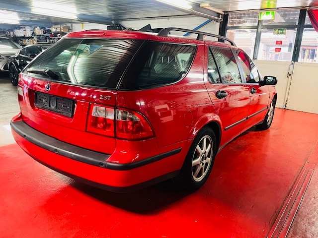 SAAB 9-5 2.3T Arc-image-1