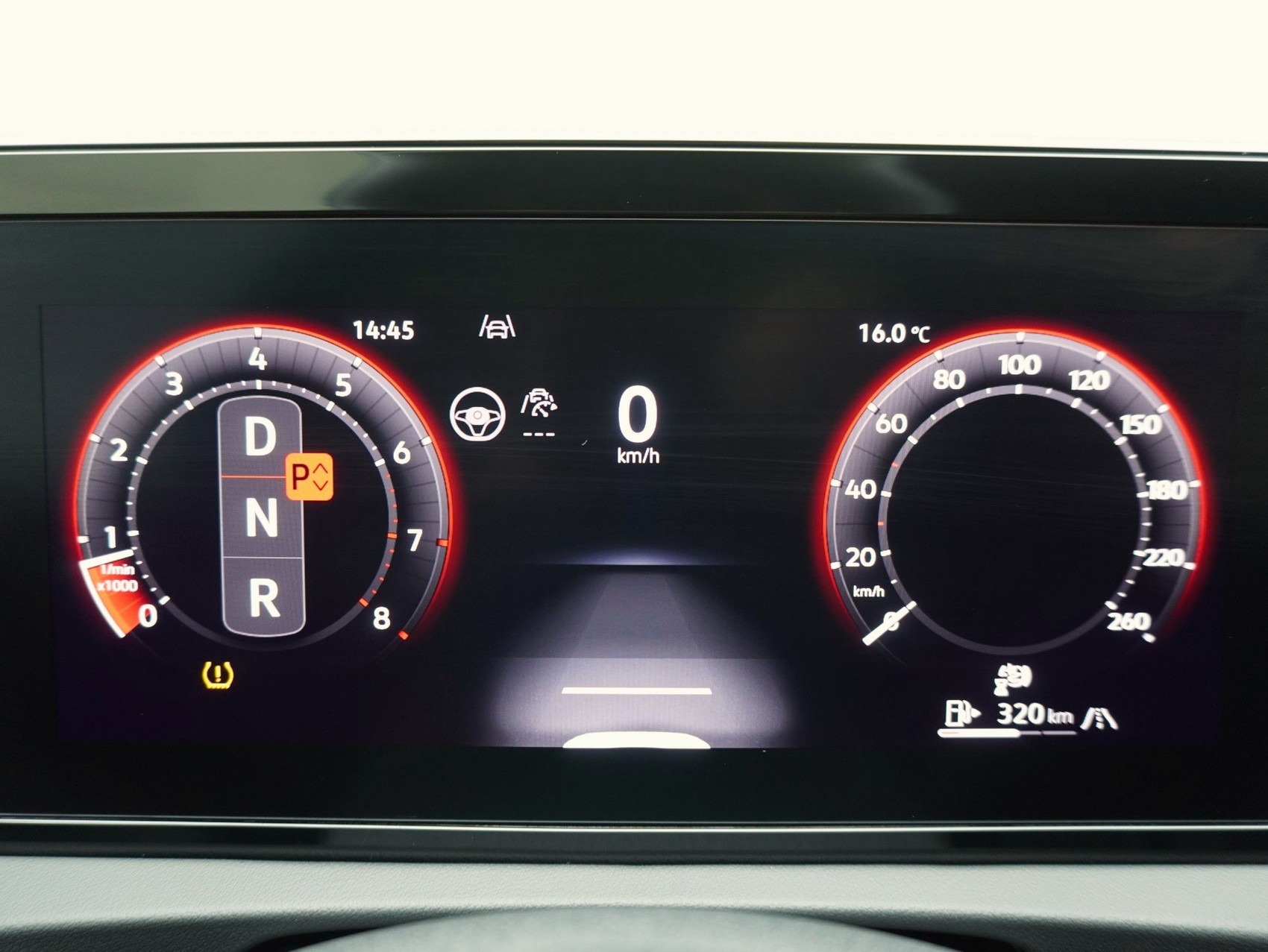 VW Tiguan 2.0 TSI DSG R-Line Black Style 4Motion (2025)-image-16