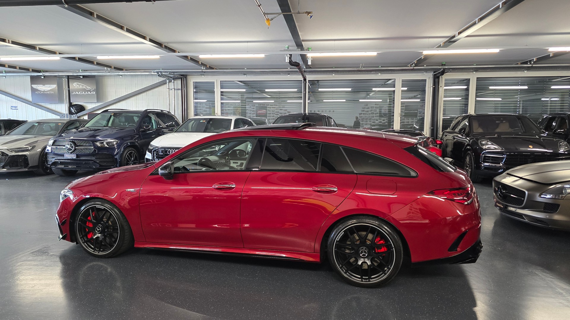 MERCEDES-BENZ CLA Shooting Brake 45 S AMG Performance Aero Paket 4Matic+ 8G-DCT-image-8