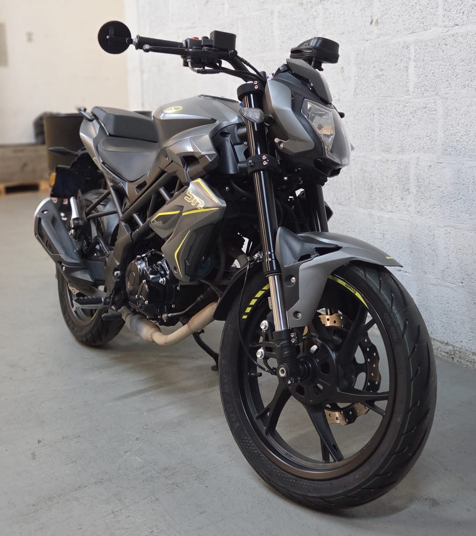 BENELLI BN 125-showroom-element-1