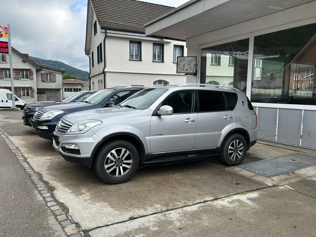 KGM-SsangYong Rexton RX200 e-XDi Sapphire 4WD Automatic